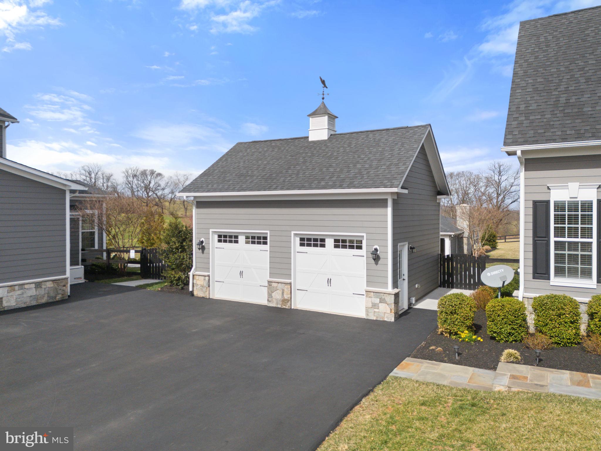 BLACK OAK RIDGE - Residential