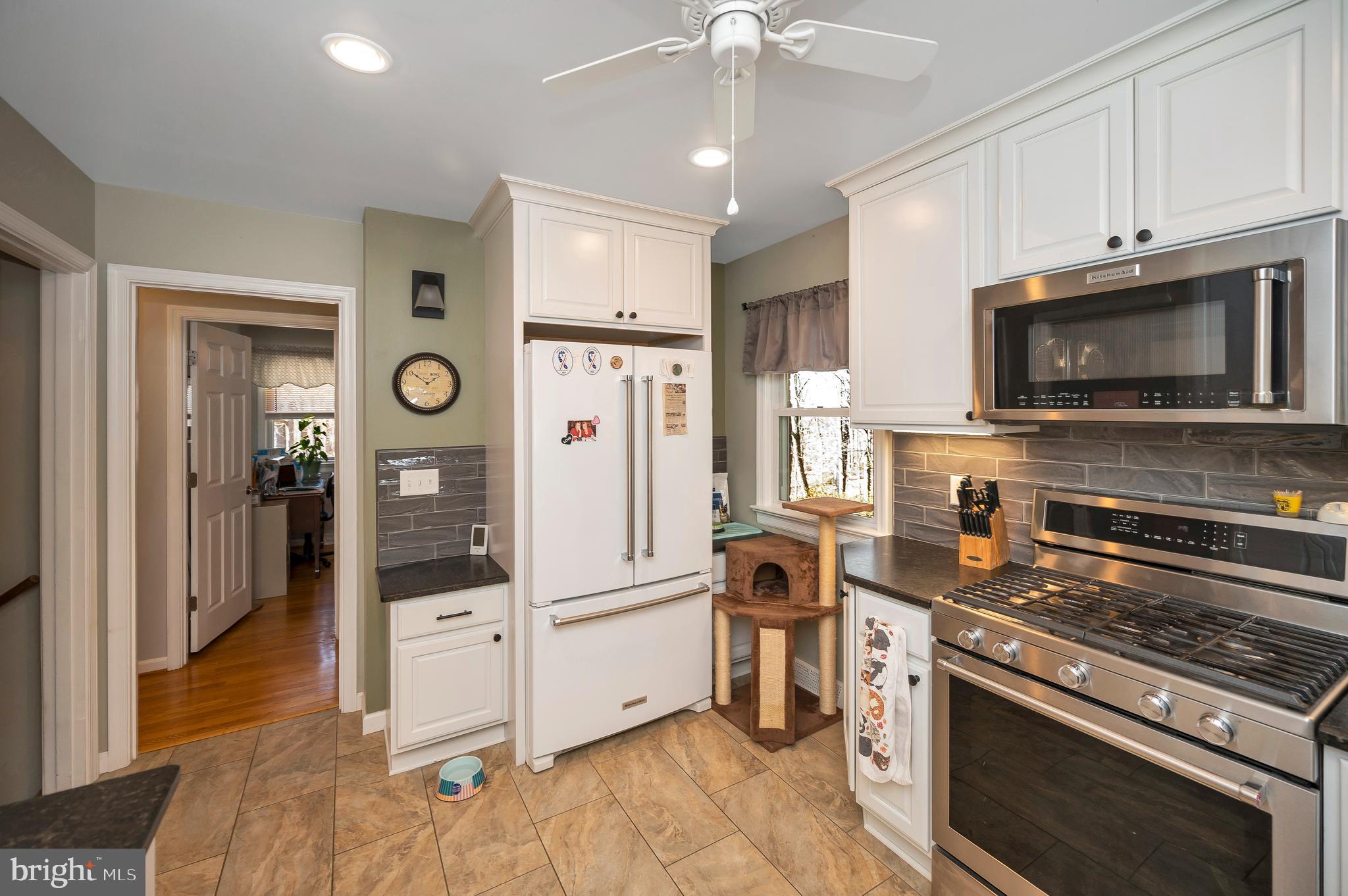 SPRING VALLEY - Residential