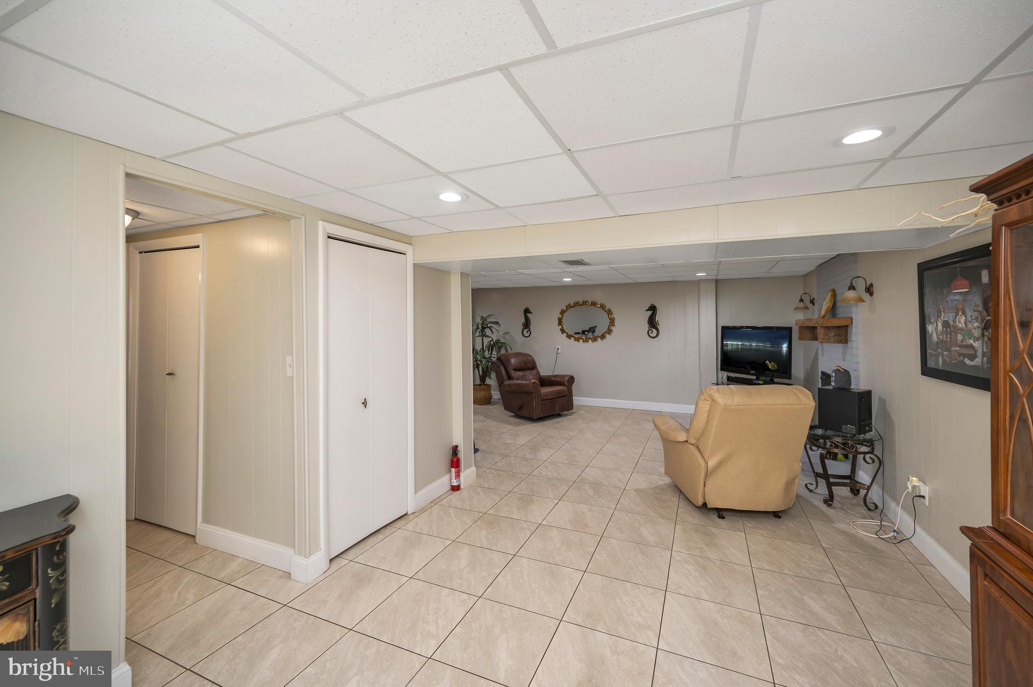 SPRING VALLEY - Residential