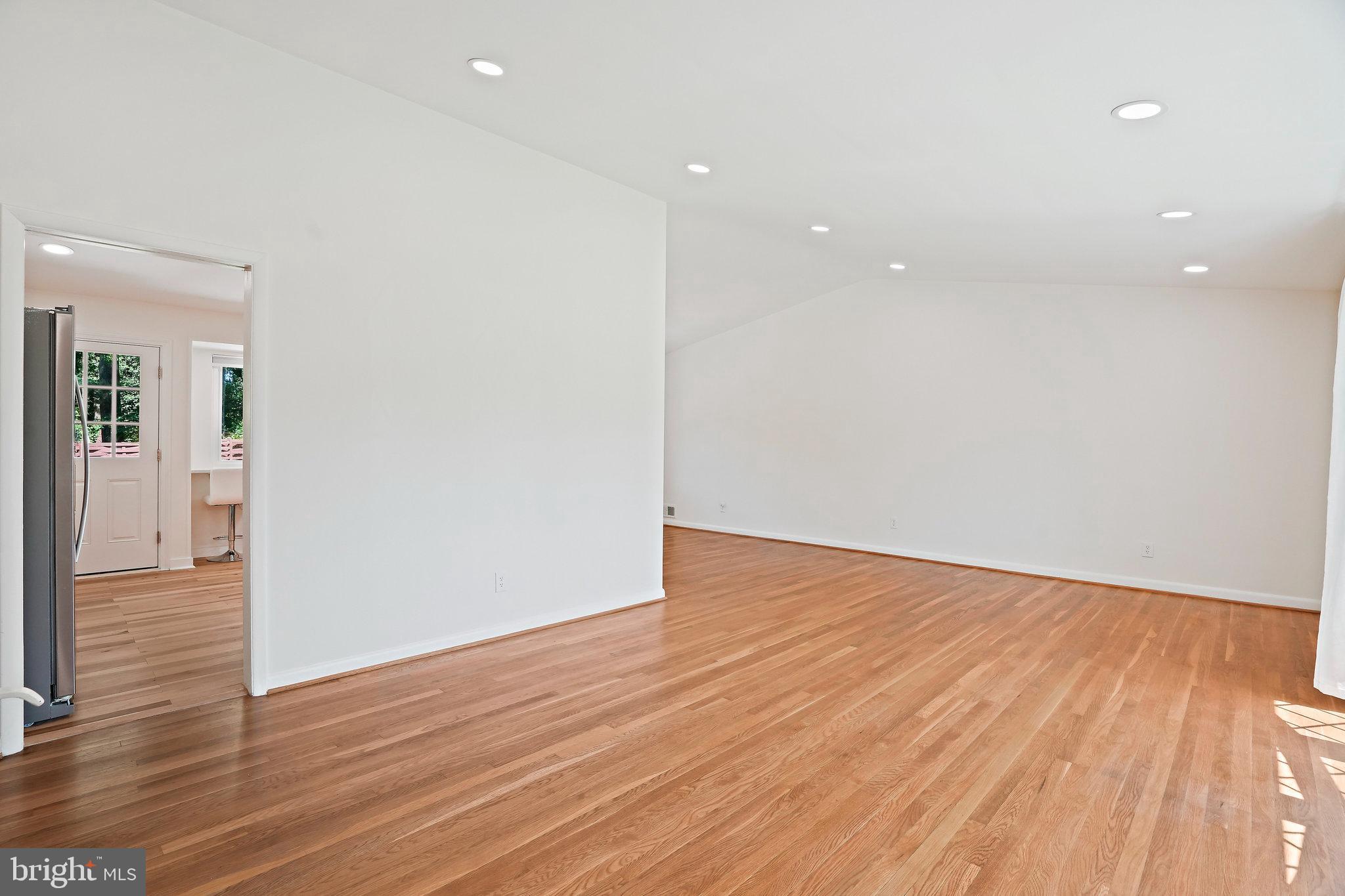 FERNWOOD - Residential Lease