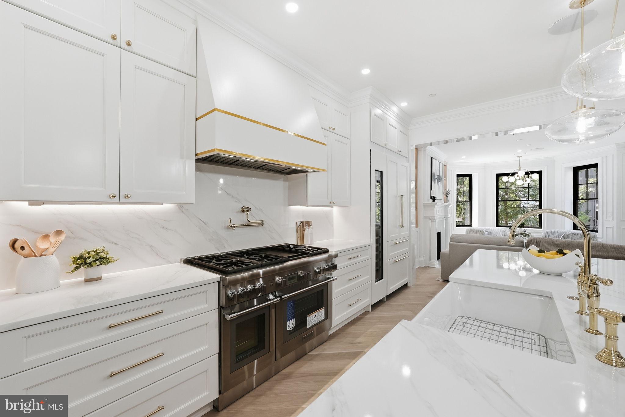 DUPONT CIRCLE - Residential