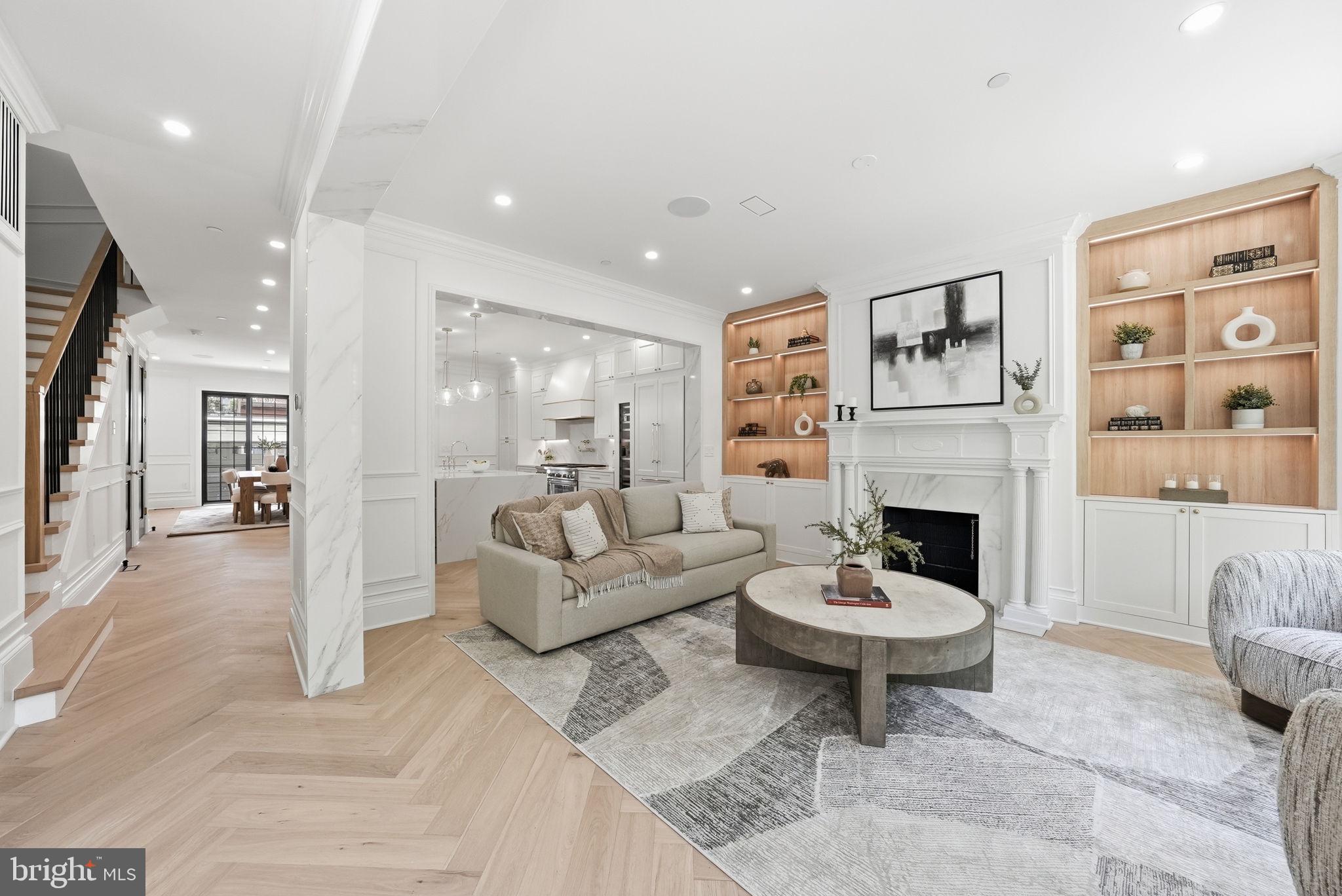 DUPONT CIRCLE - Residential