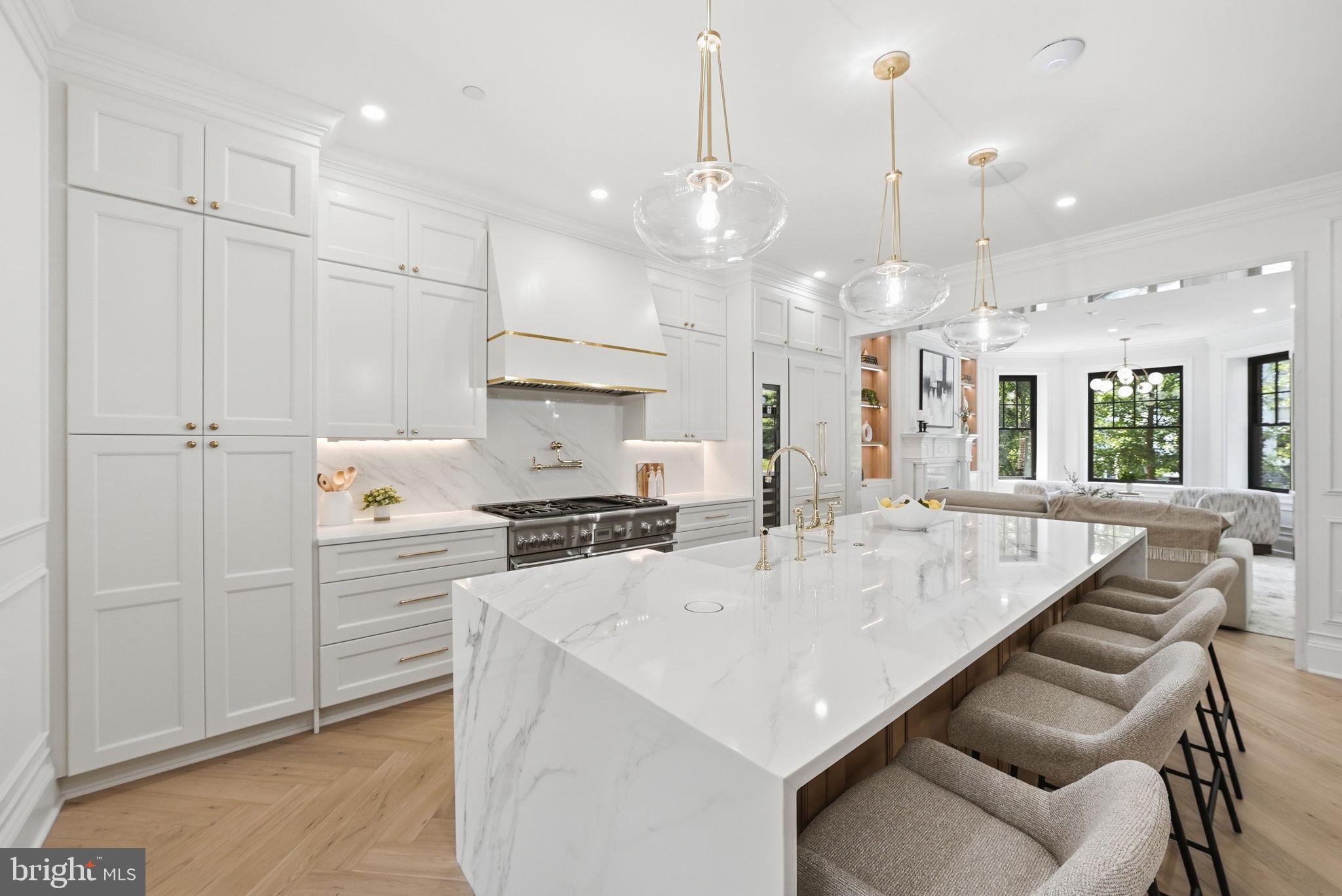 DUPONT CIRCLE - Residential