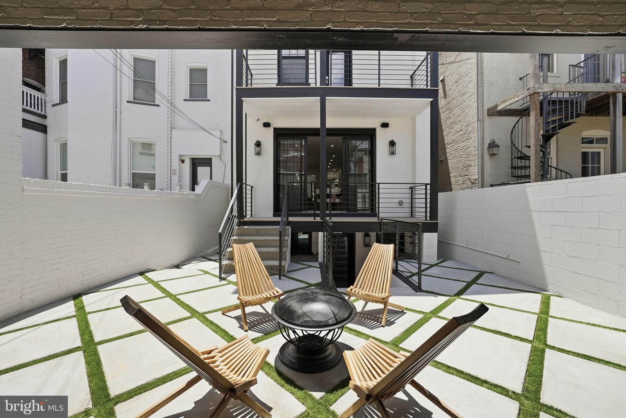 DUPONT CIRCLE - Residential