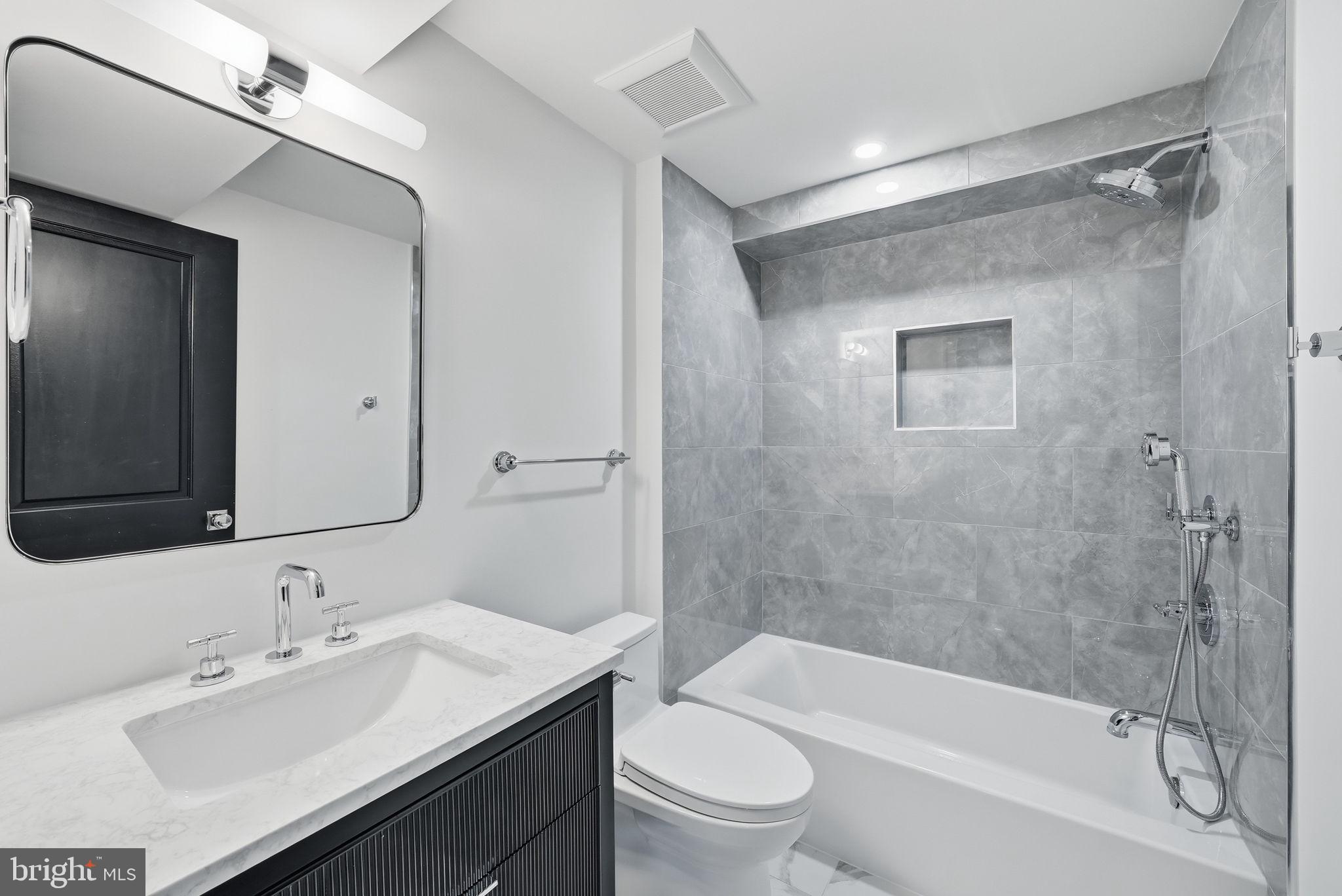 DUPONT CIRCLE - Residential