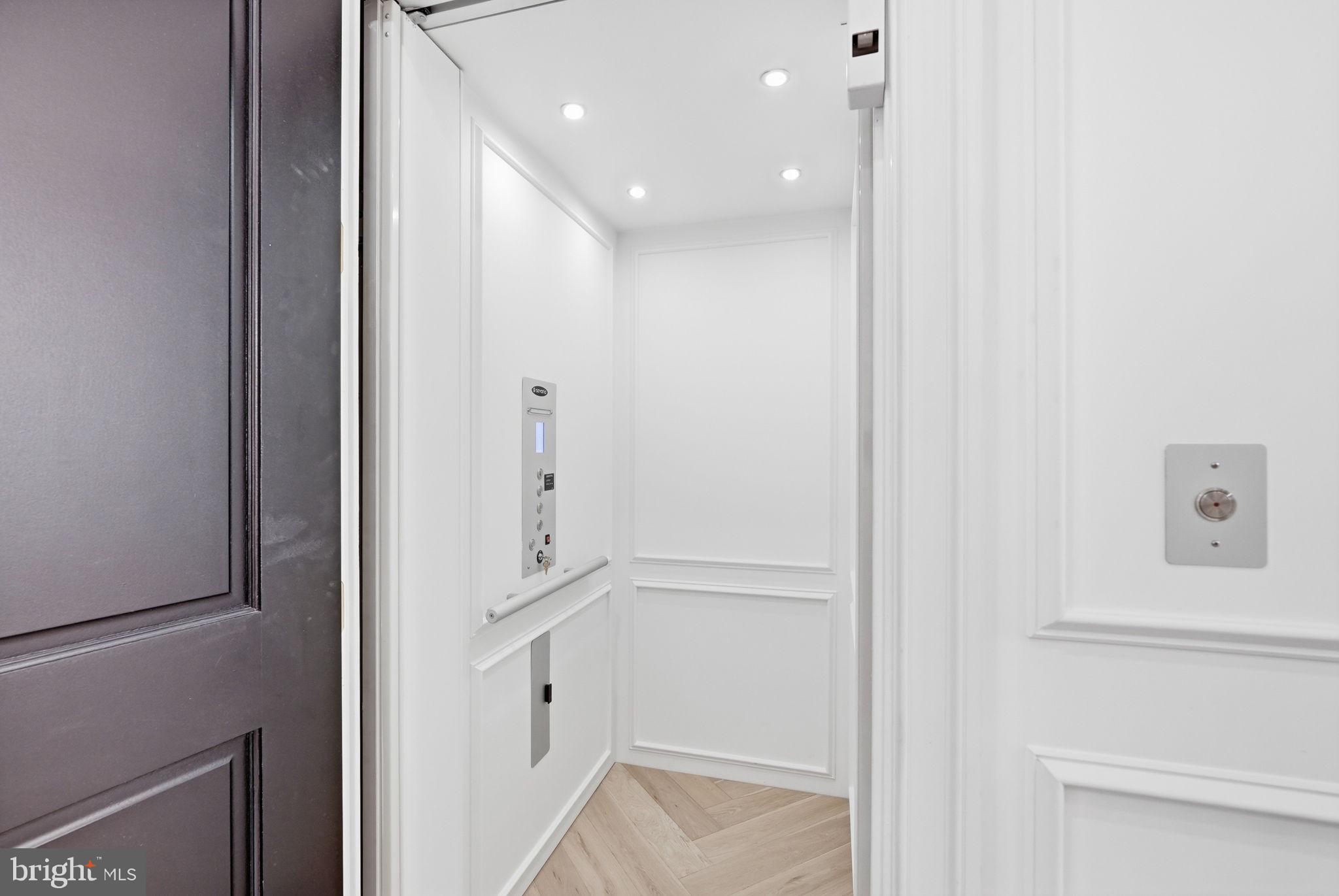 DUPONT CIRCLE - Residential