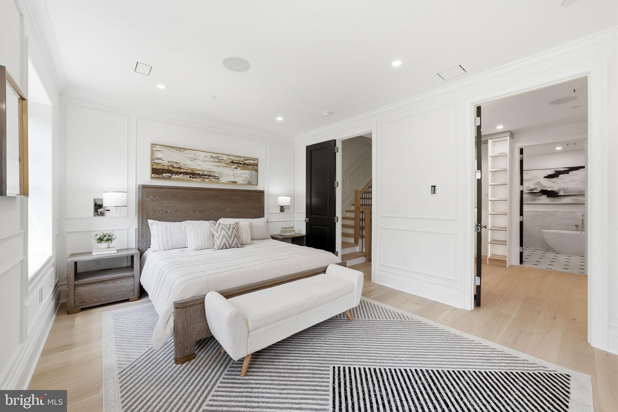 DUPONT CIRCLE - Residential