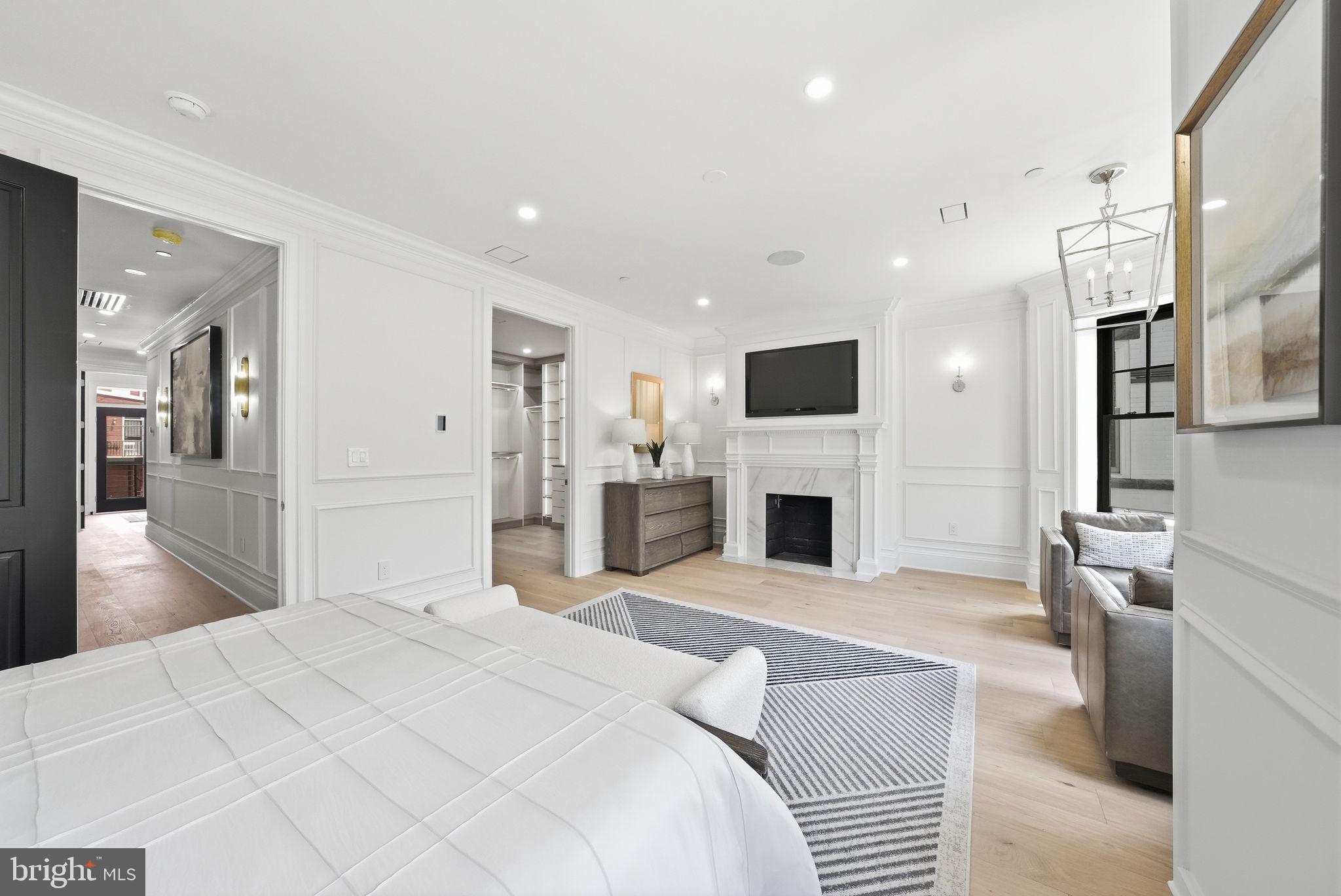 DUPONT CIRCLE - Residential