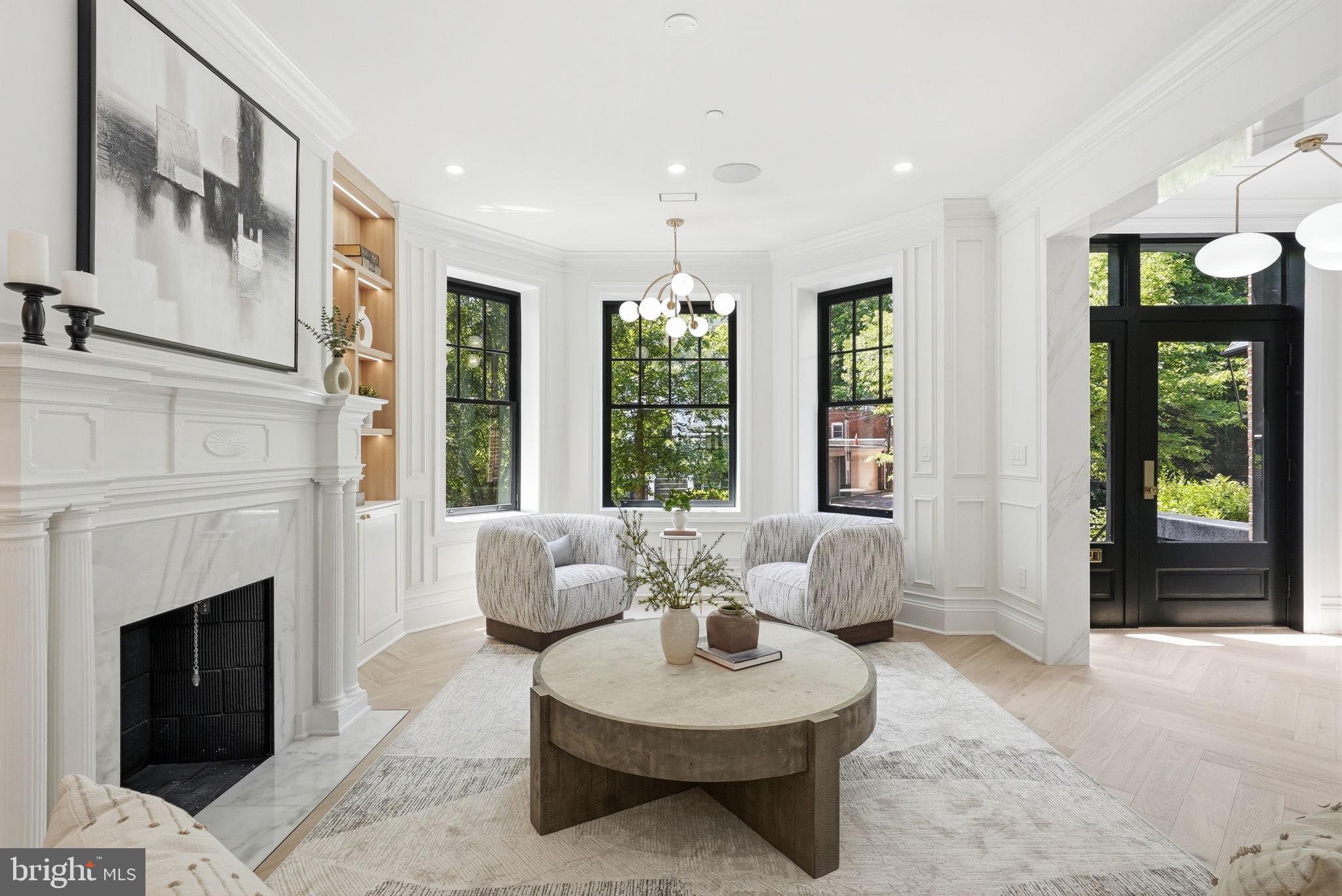 DUPONT CIRCLE - Residential