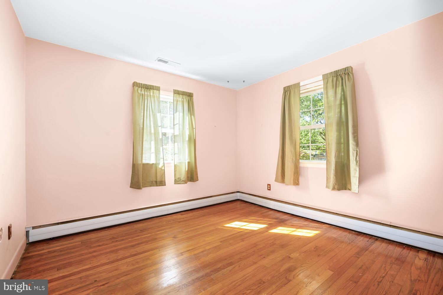 EASTON - Residential