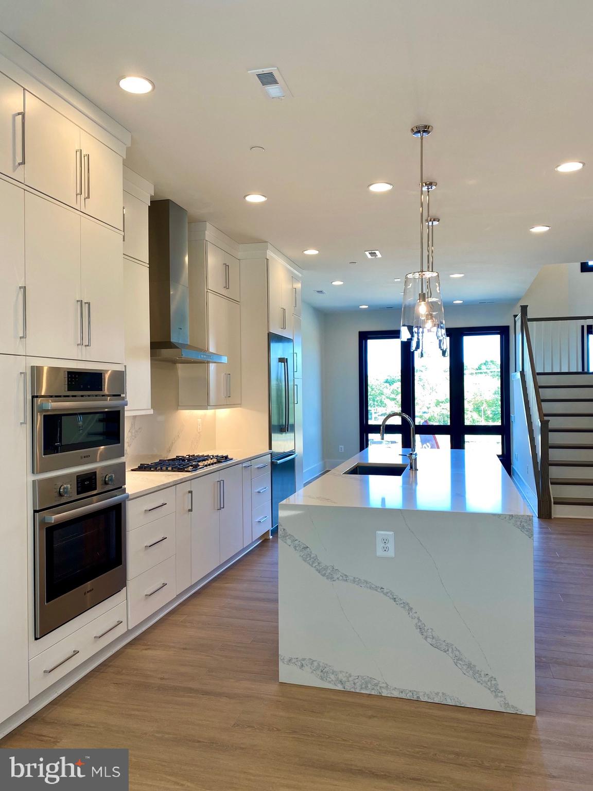 THE GROVE - Residential