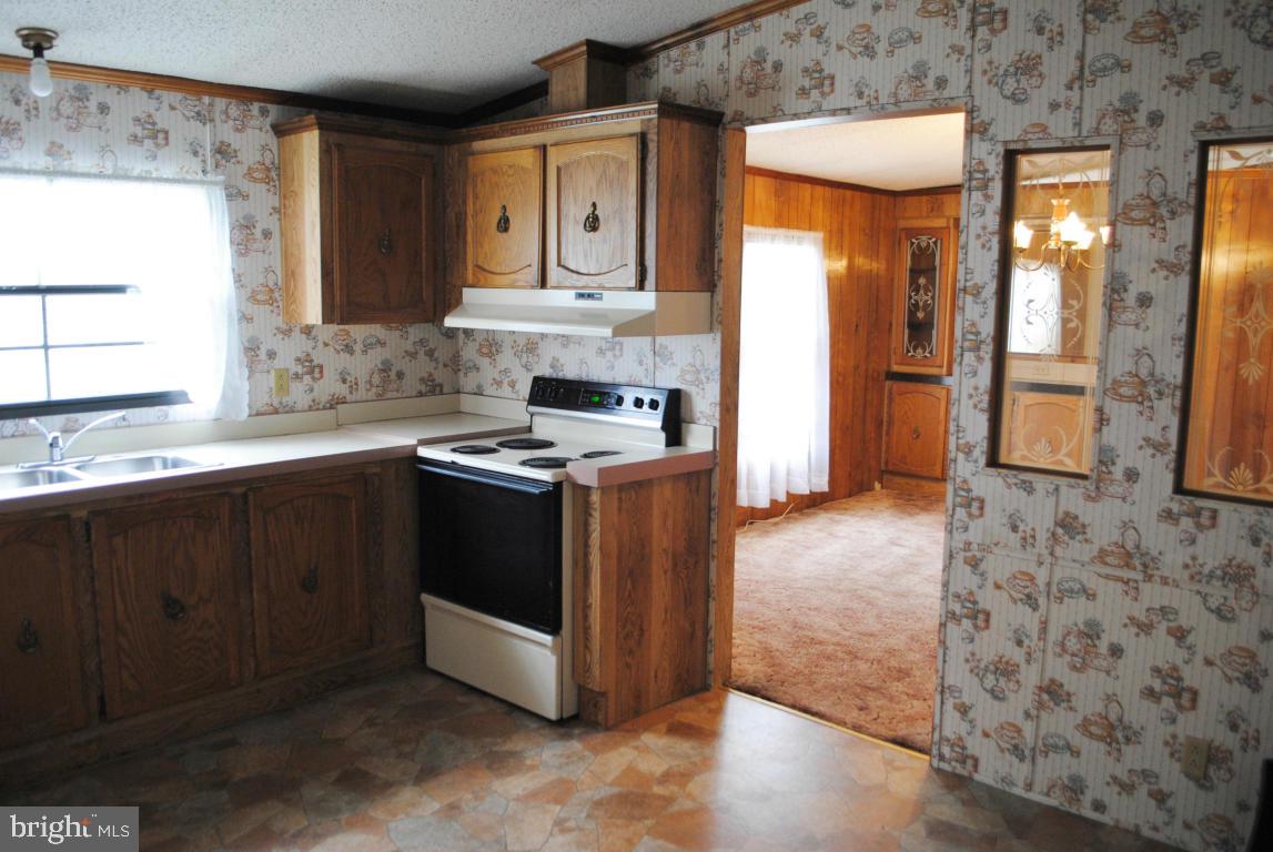 WINCHESTER MEADOWS - Residential