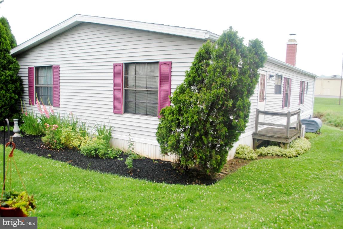 WINCHESTER MEADOWS - Residential