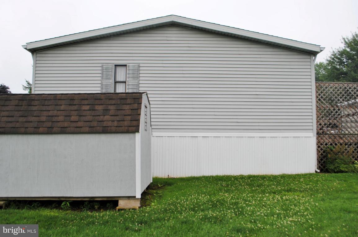 WINCHESTER MEADOWS - Residential