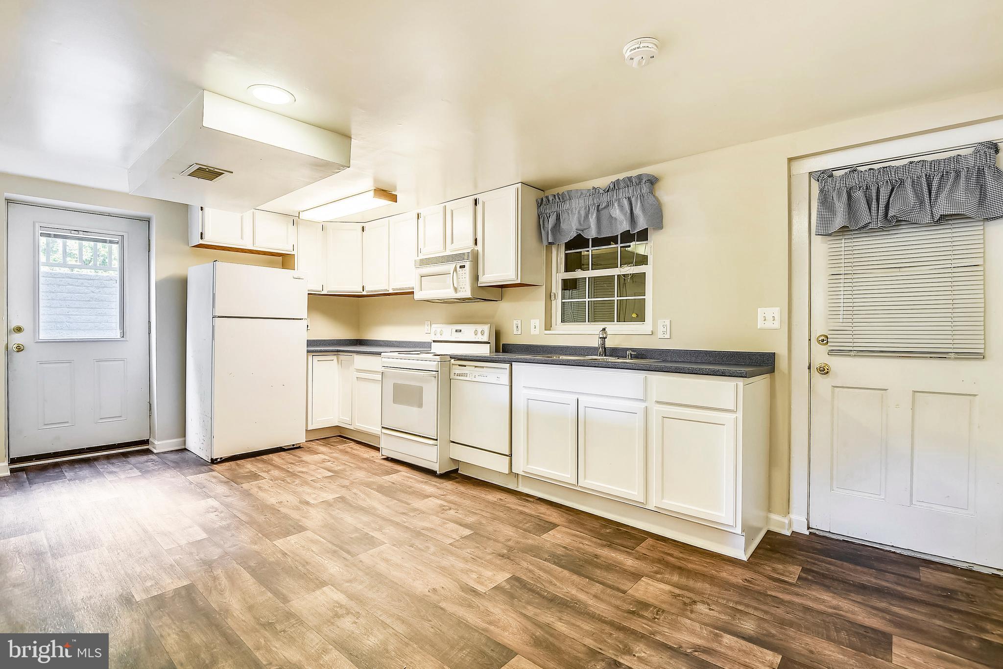 POPLAR HEIGHTS - Residential