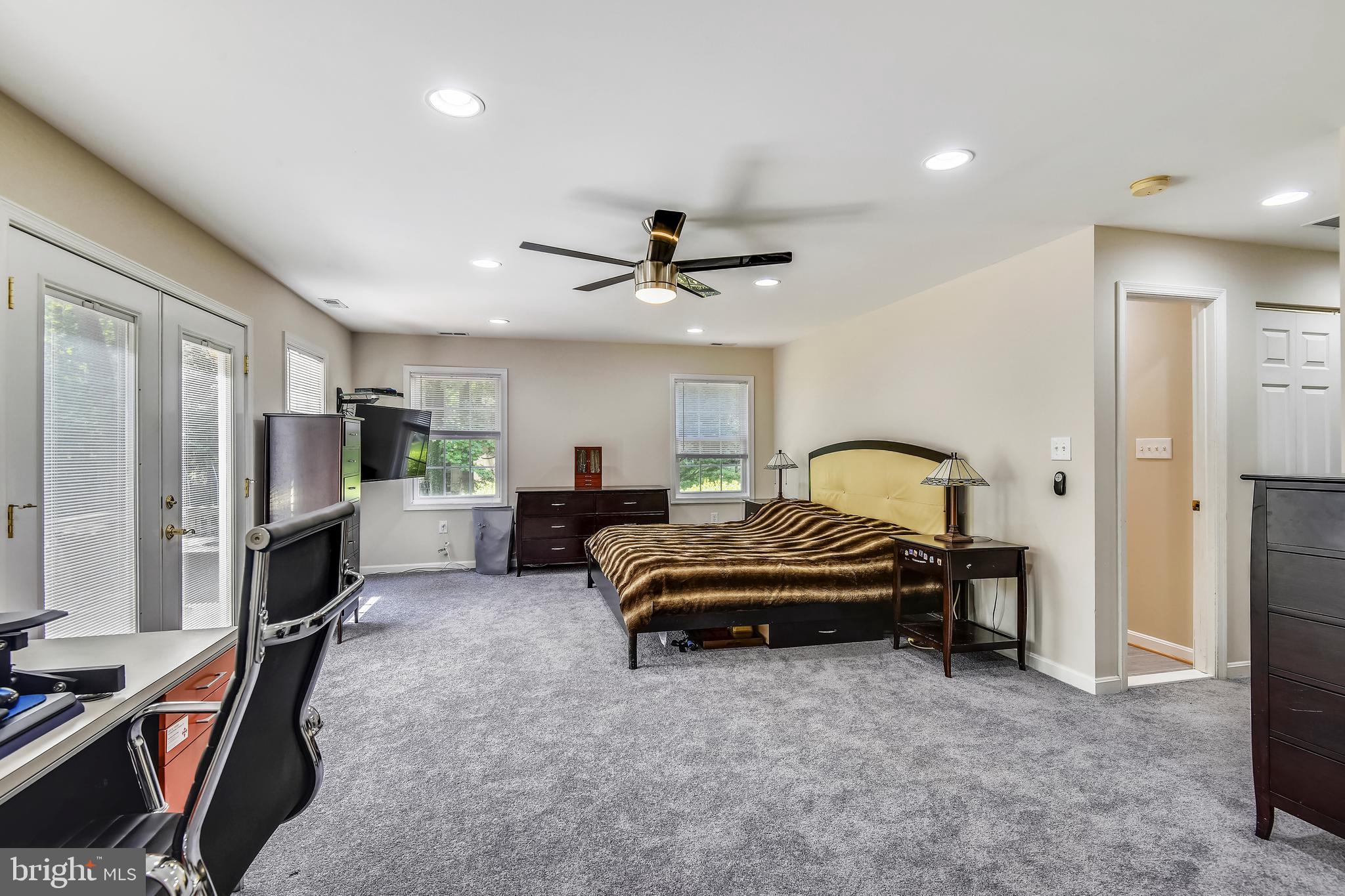 POPLAR HEIGHTS - Residential