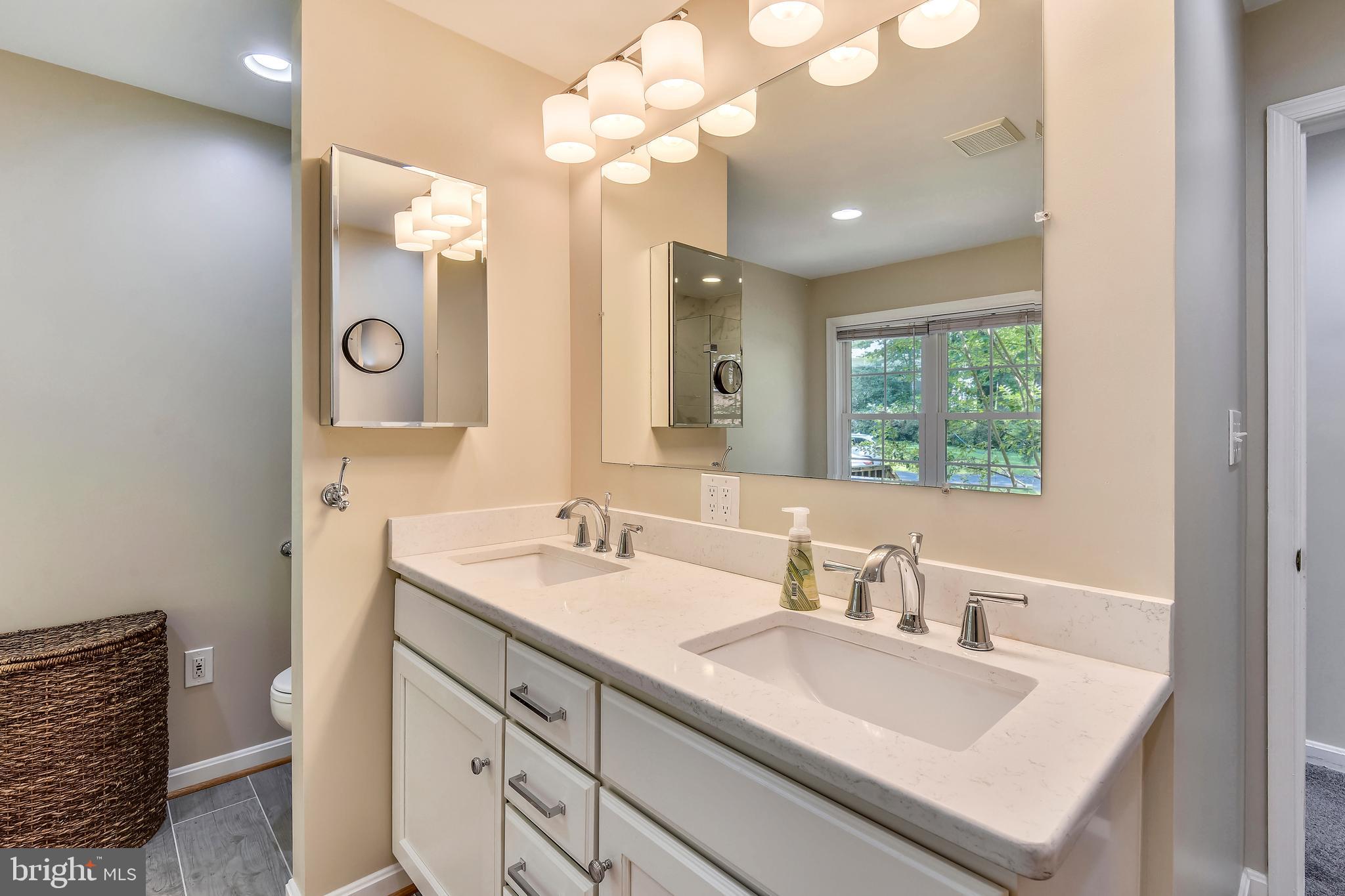POPLAR HEIGHTS - Residential