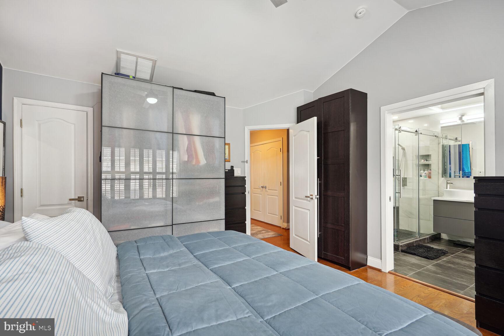 TOWNES AT CAMERON PARKE - Residential Lease