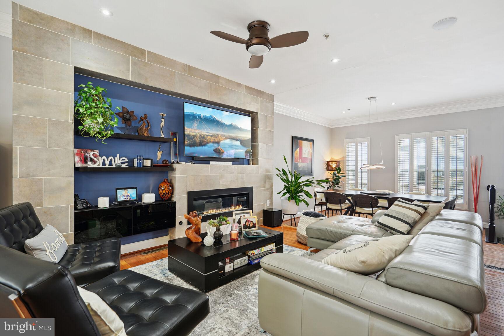 TOWNES AT CAMERON PARKE - Residential Lease