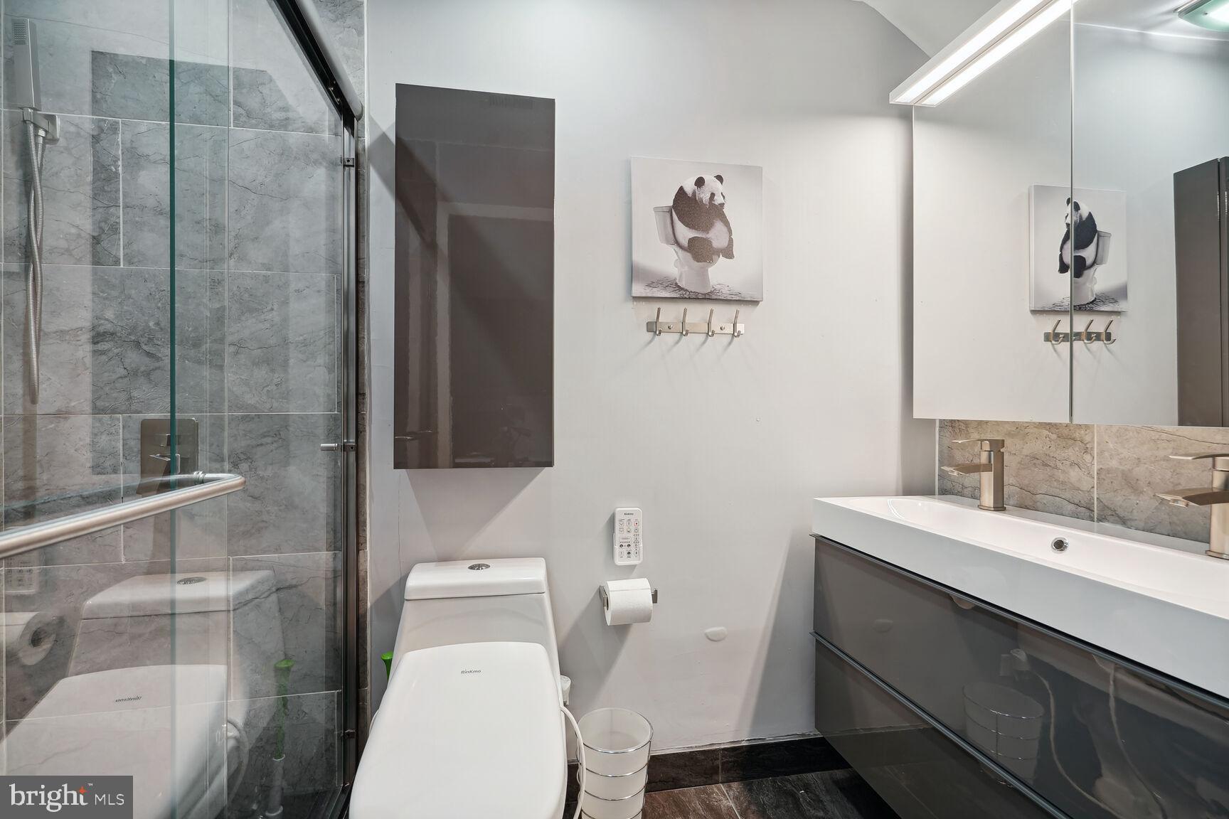 TOWNES AT CAMERON PARKE - Residential Lease