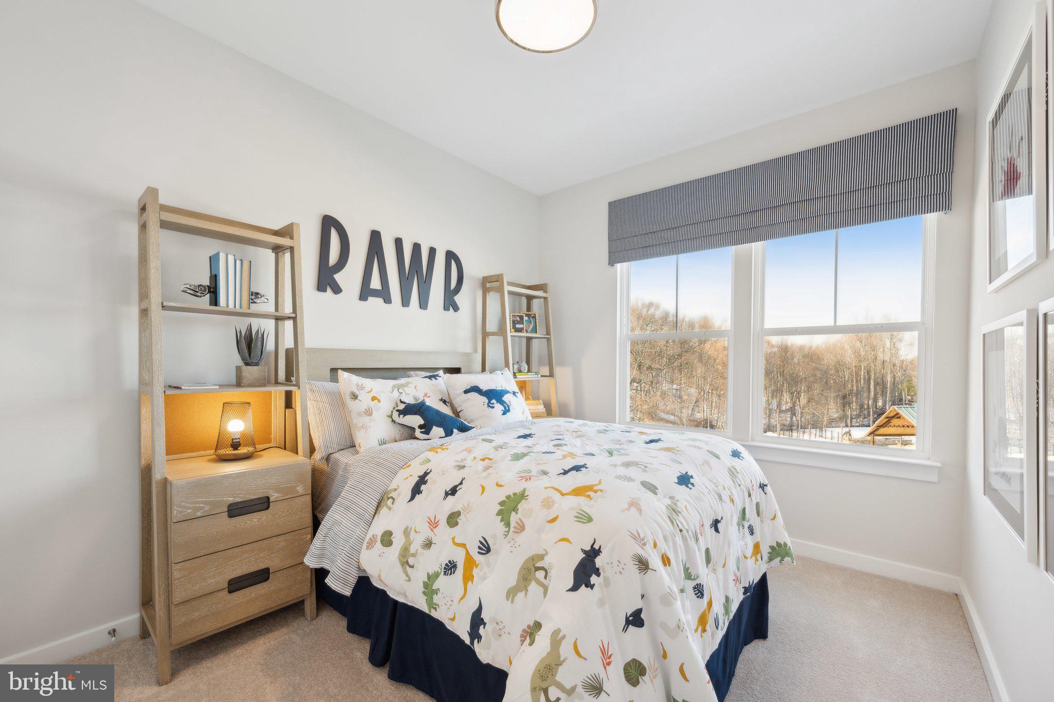 GATEWAY WEST - Residential