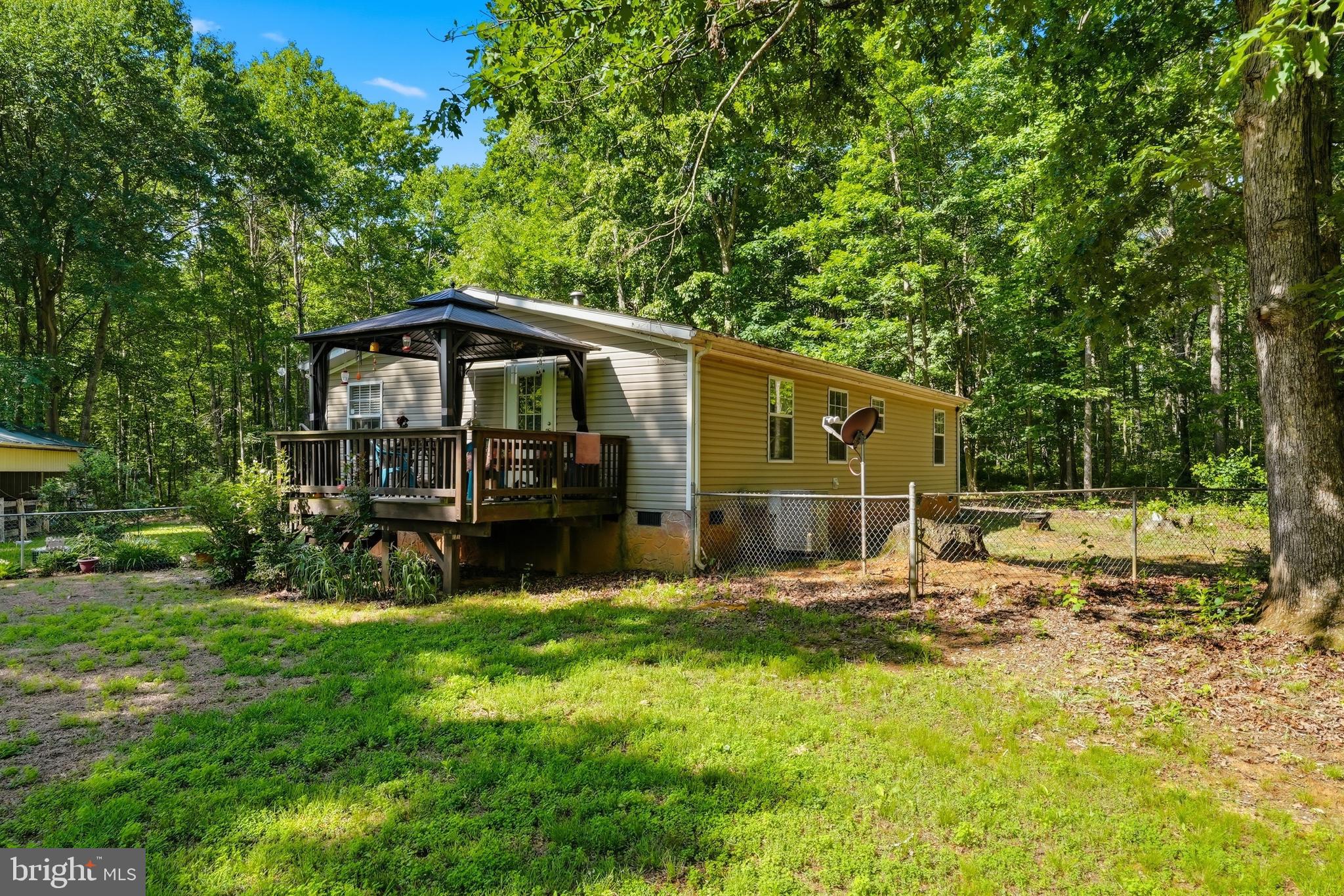 TRAPPERS DEN - Residential