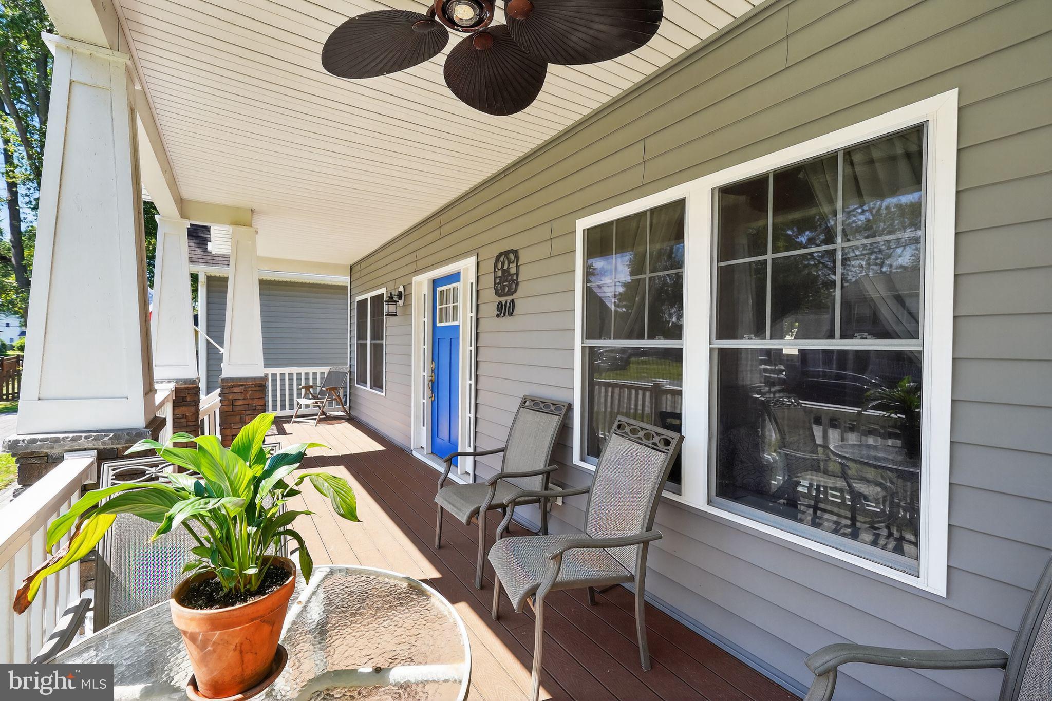SELBY ON THE BAY - Residential