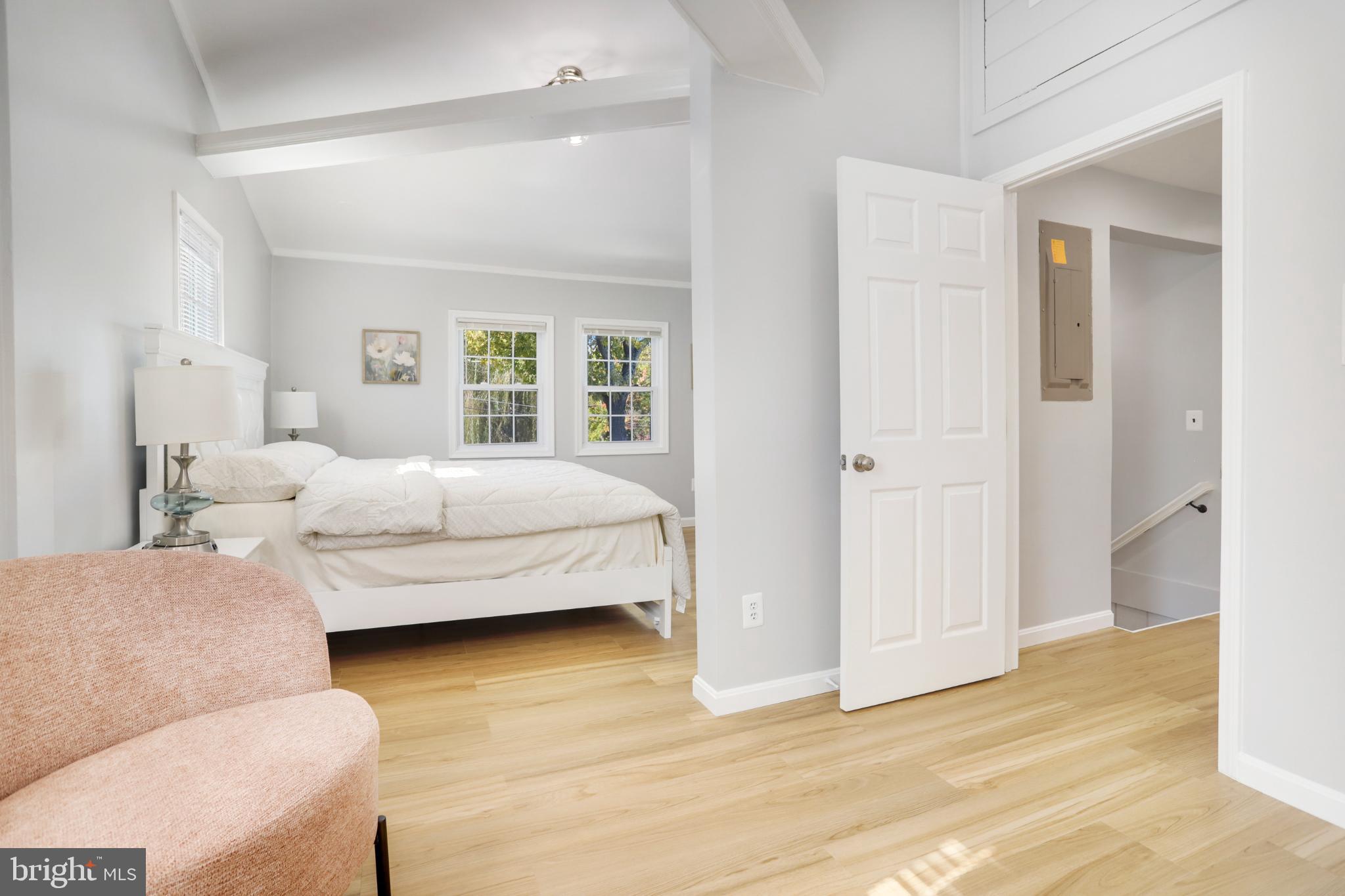 WEST LAWN - Residential