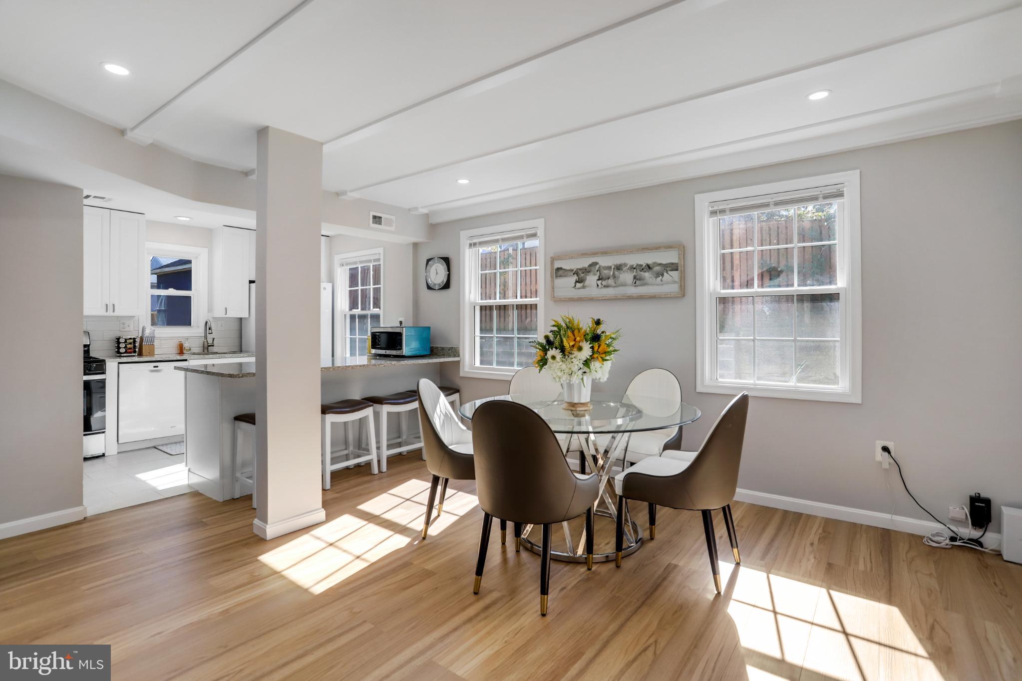 WEST LAWN - Residential
