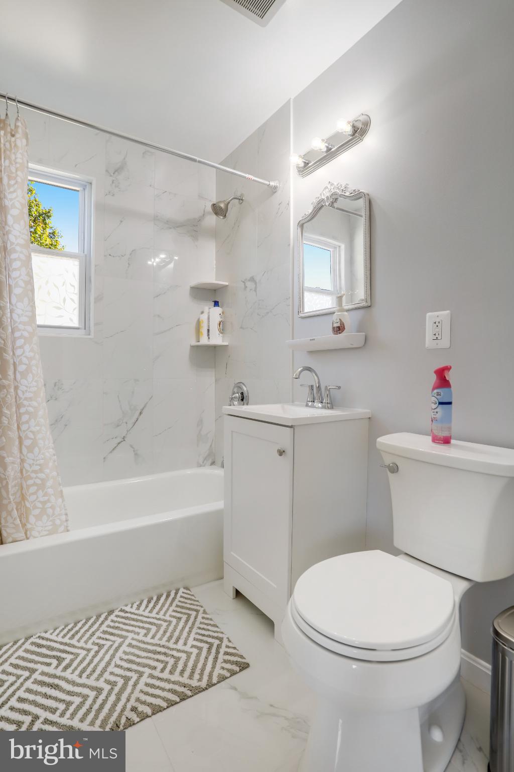 WEST LAWN - Residential