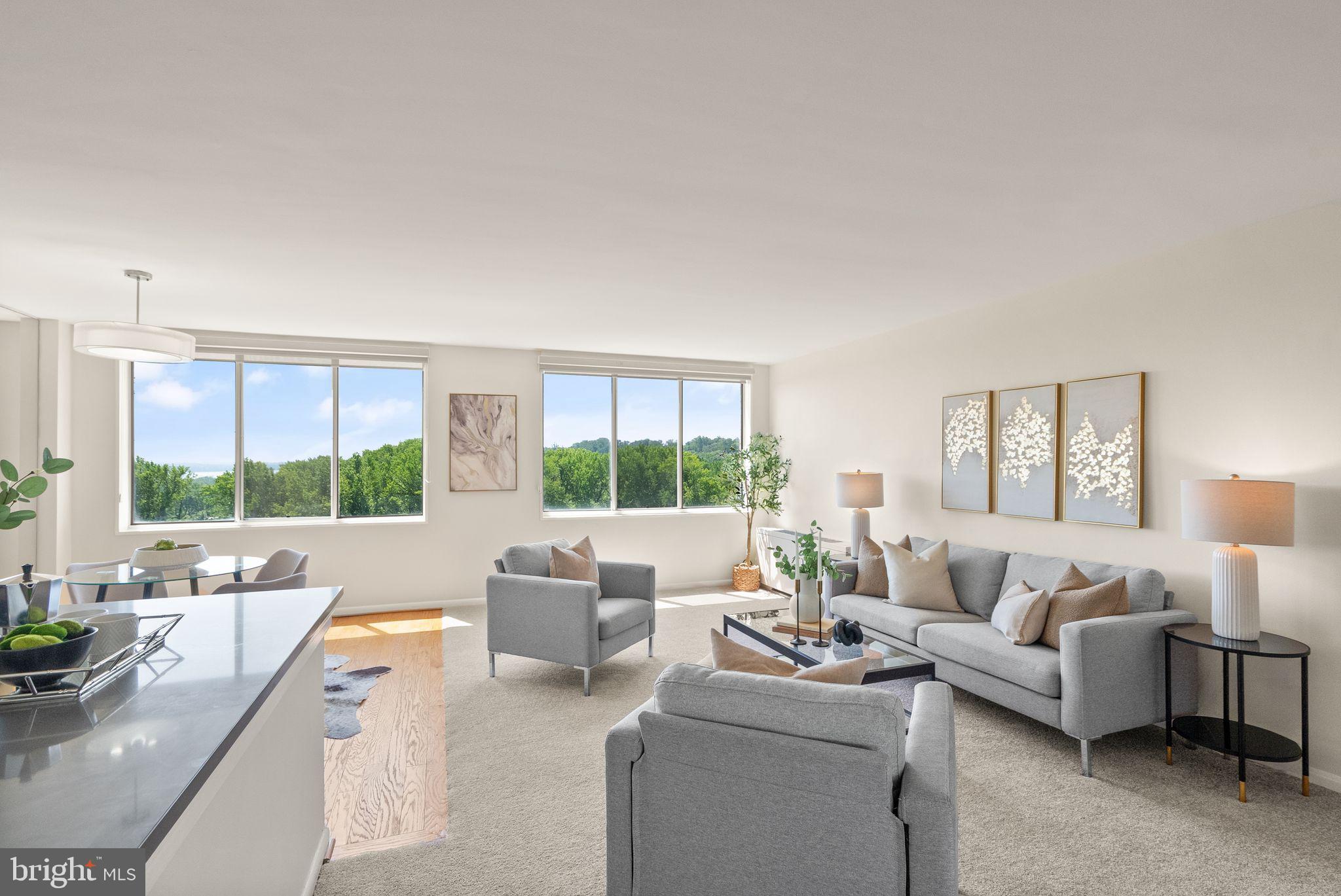 RIVER TOWERS - Residential