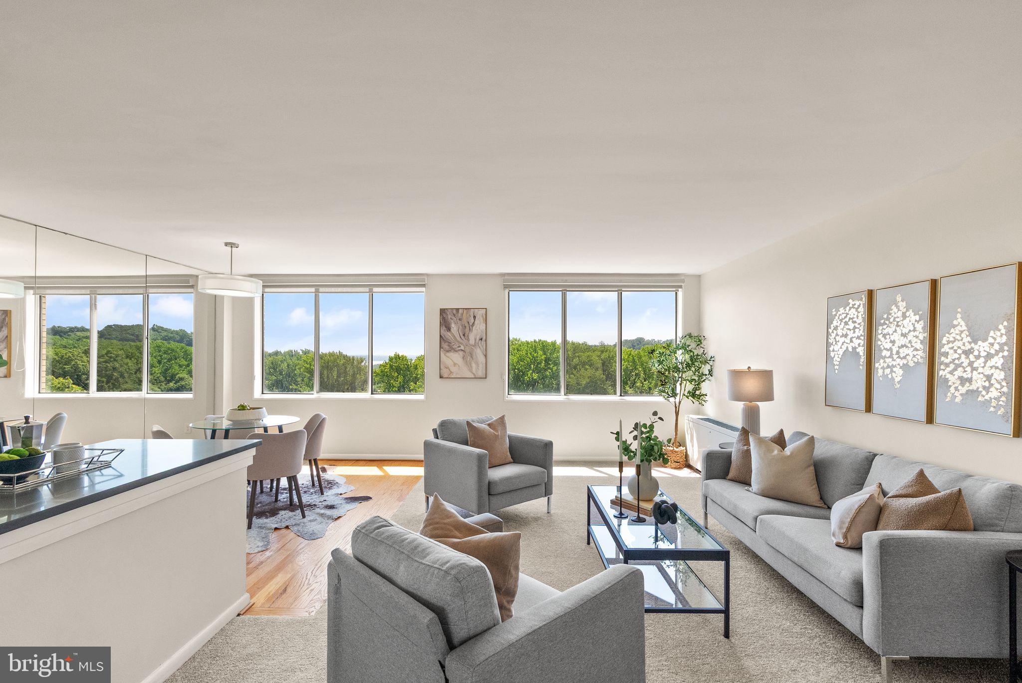 RIVER TOWERS - Residential