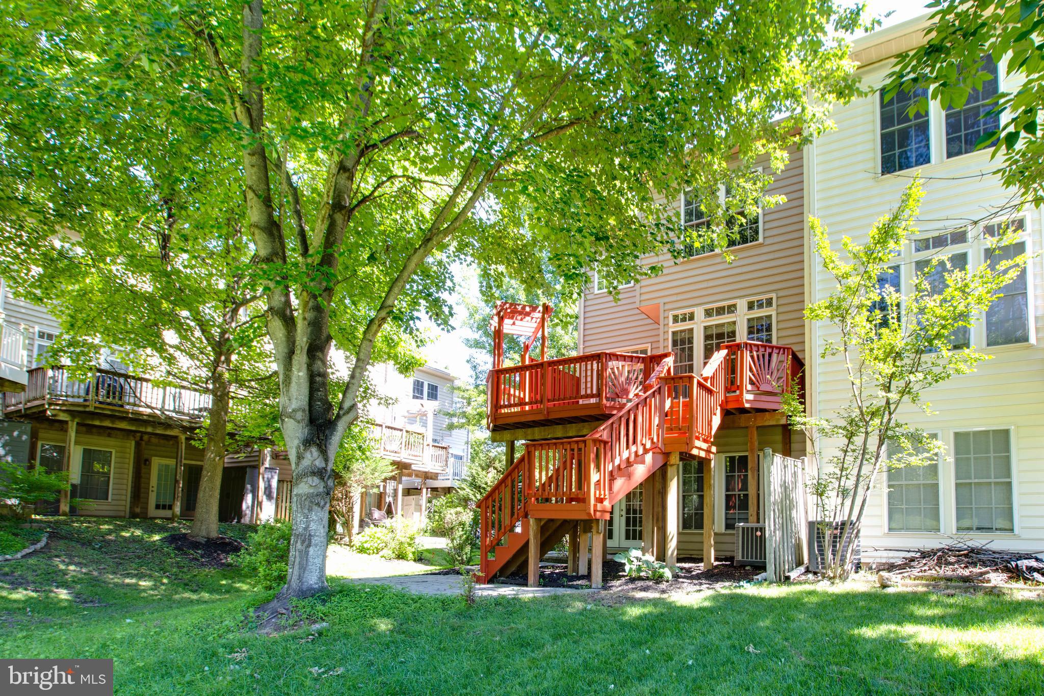 WAVERLY WOODS - Residential