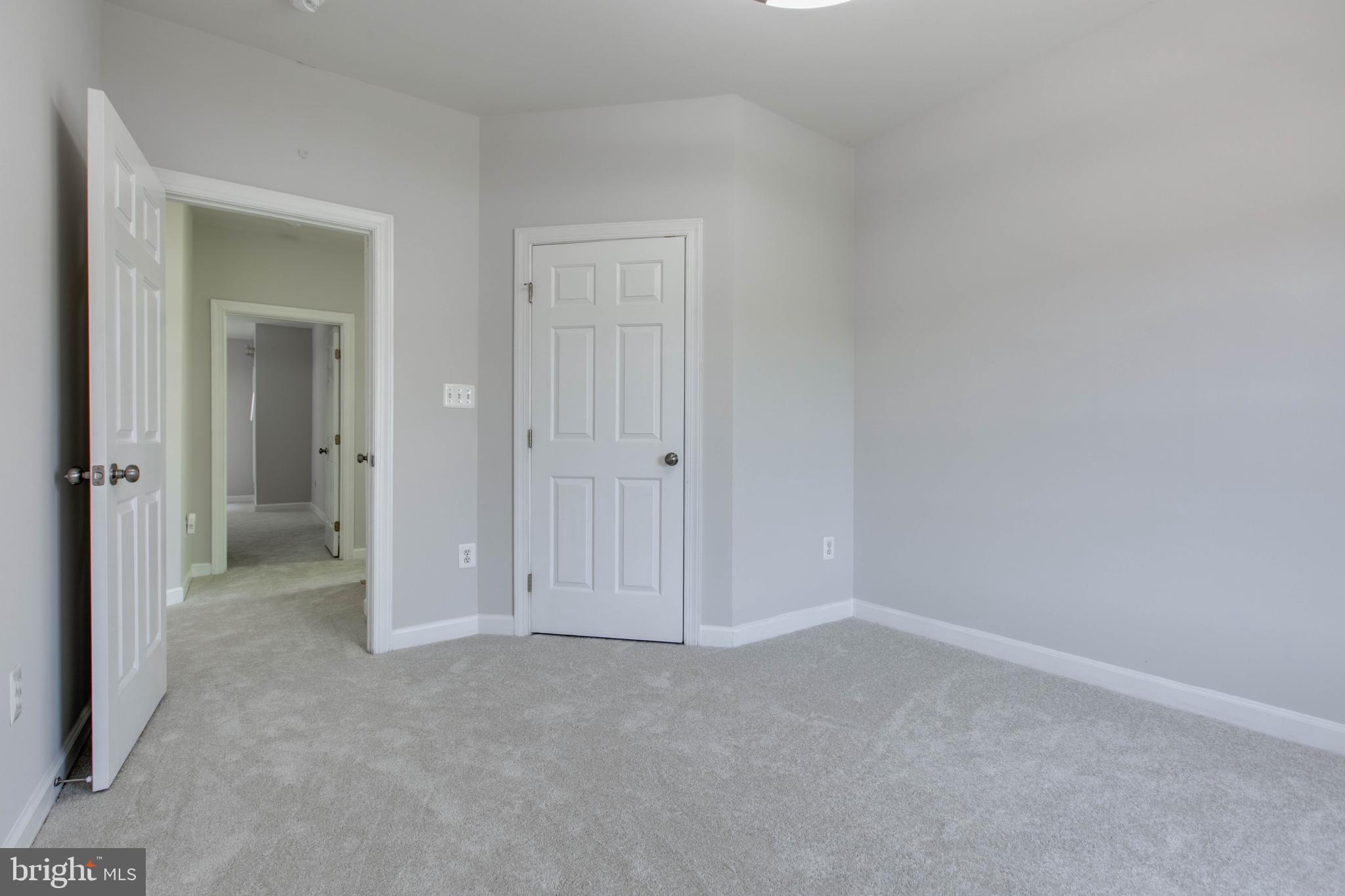 WAVERLY WOODS - Residential