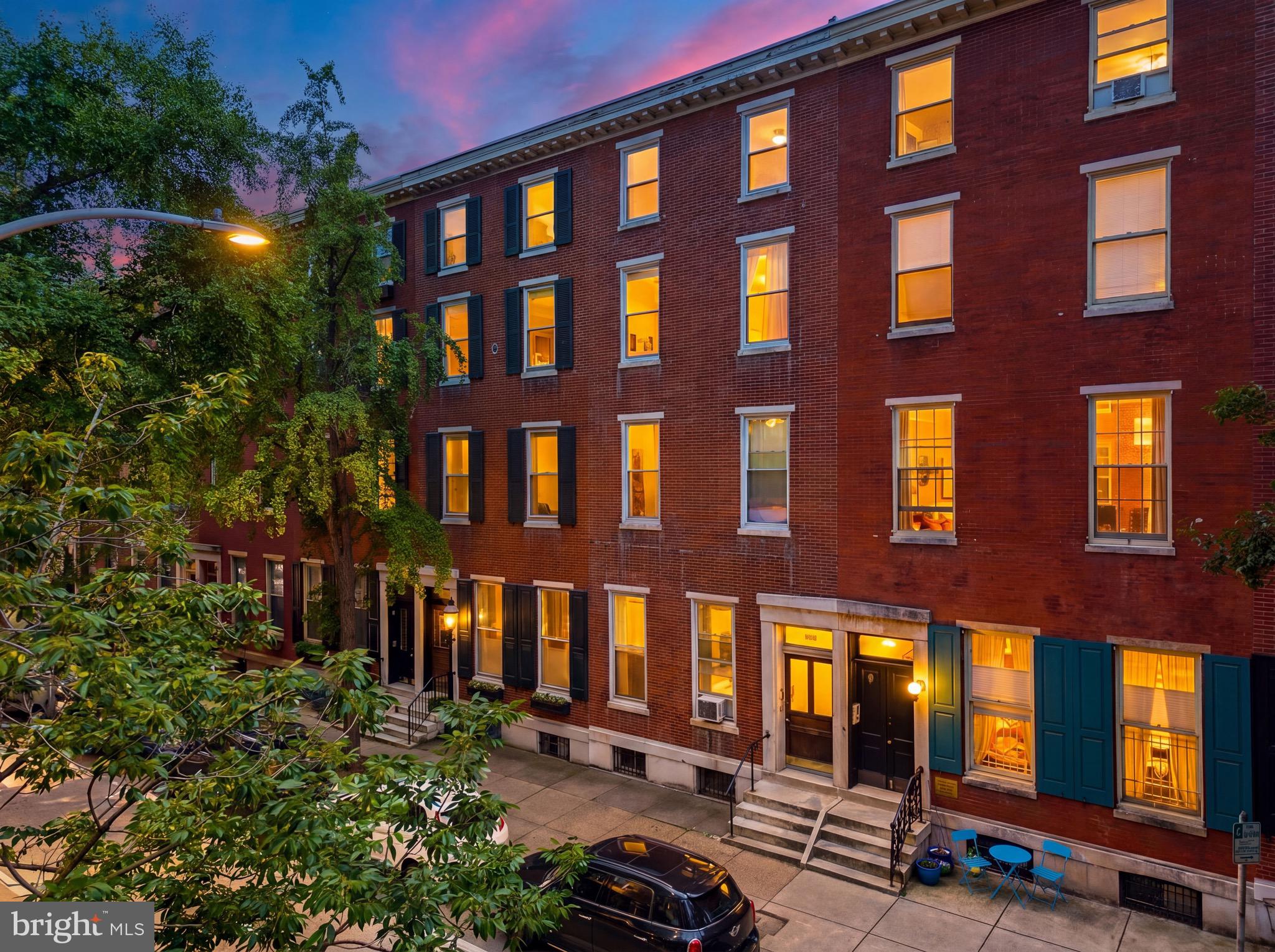 RITTENHOUSE SQUARE - Commercial Sale