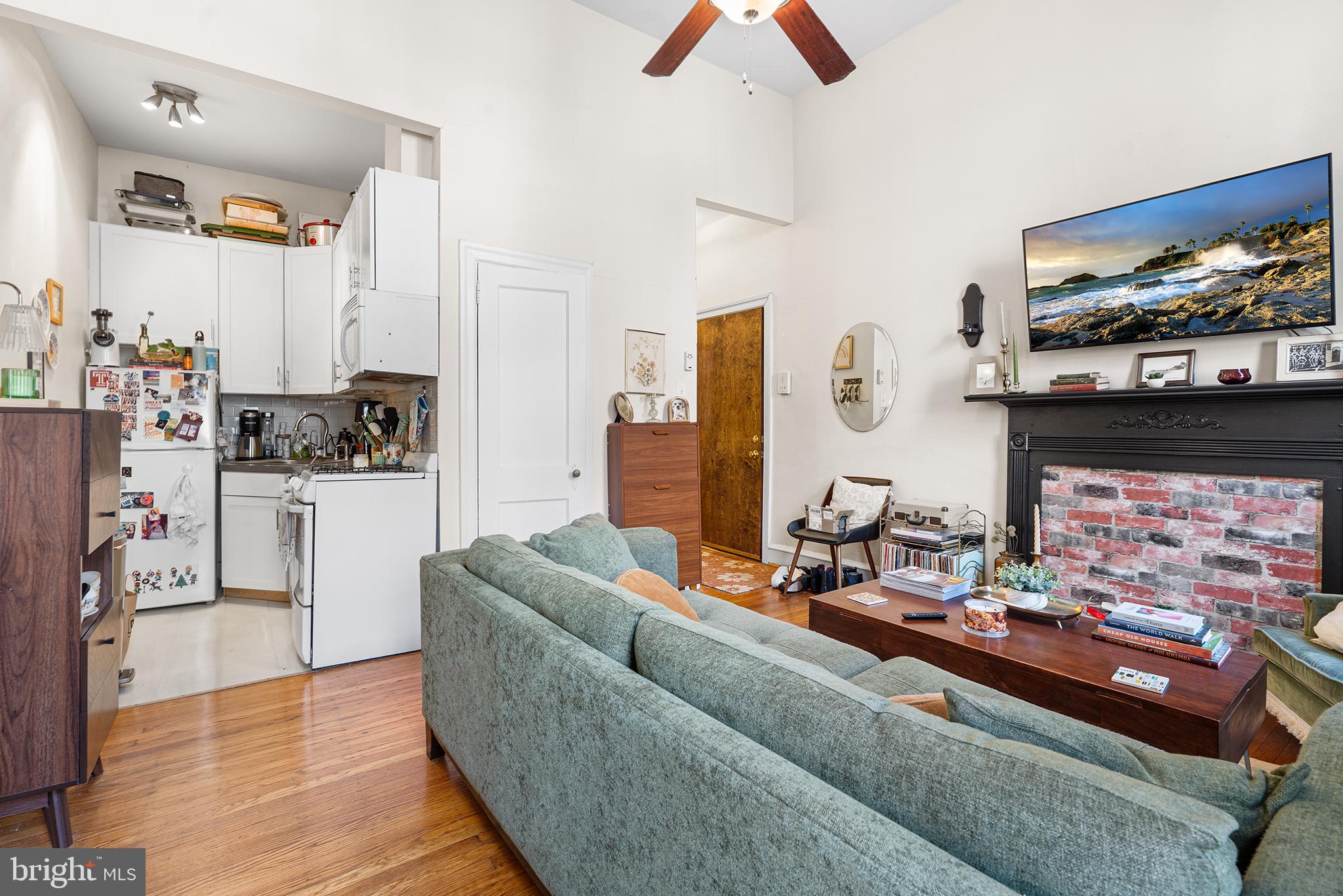 RITTENHOUSE SQUARE - Commercial Sale