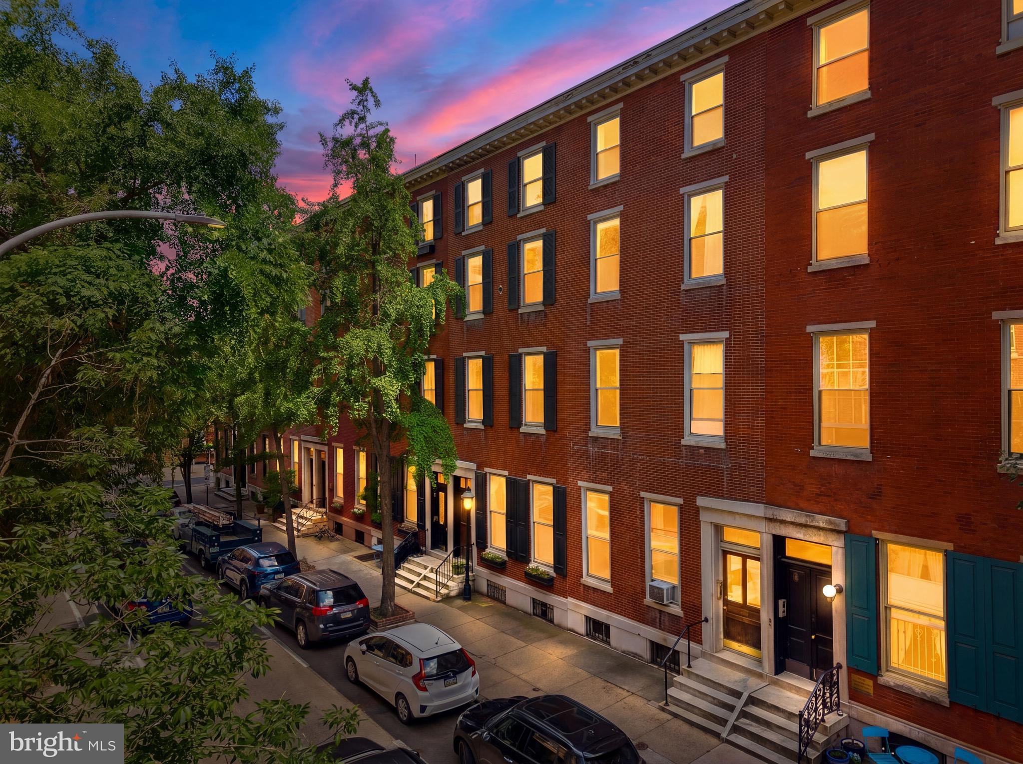RITTENHOUSE SQUARE - Commercial Sale