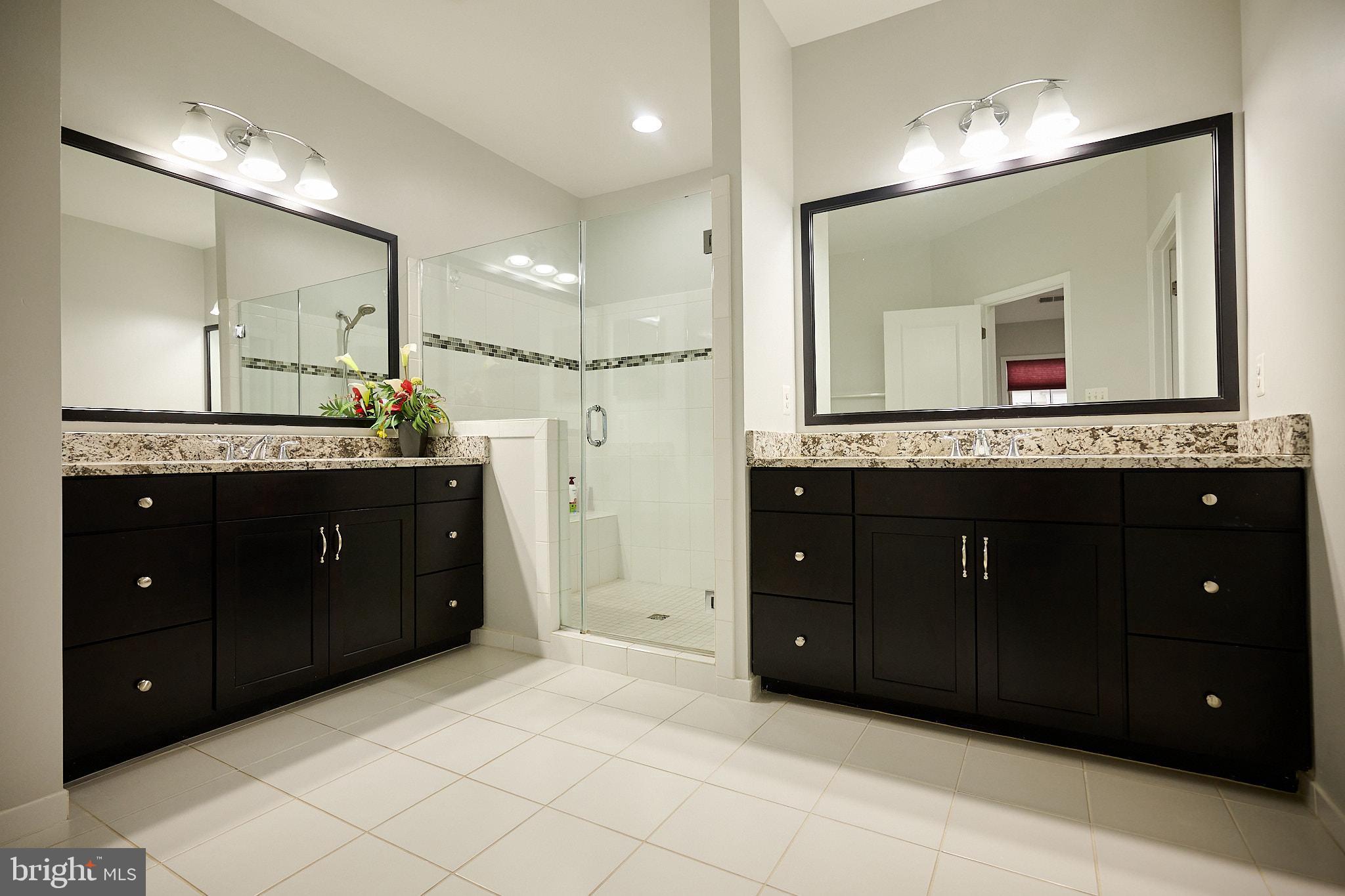 MOOREFIELD STATION - Residential Lease