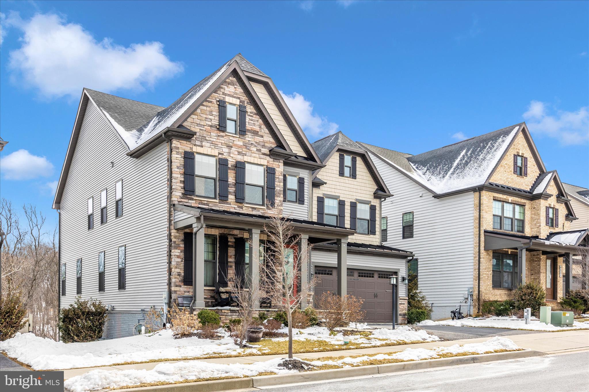LAKE LINGANORE OAKDALE - Residential
