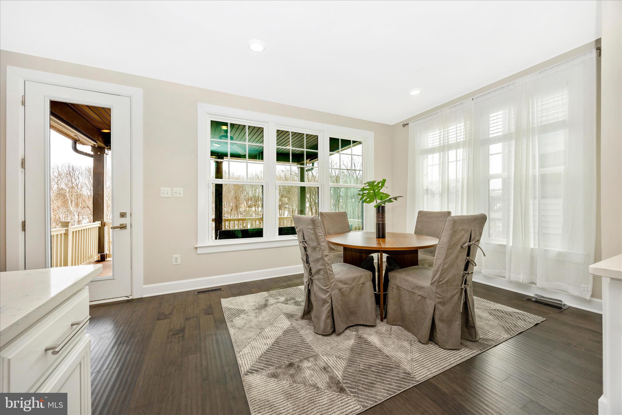 LAKE LINGANORE OAKDALE - Residential