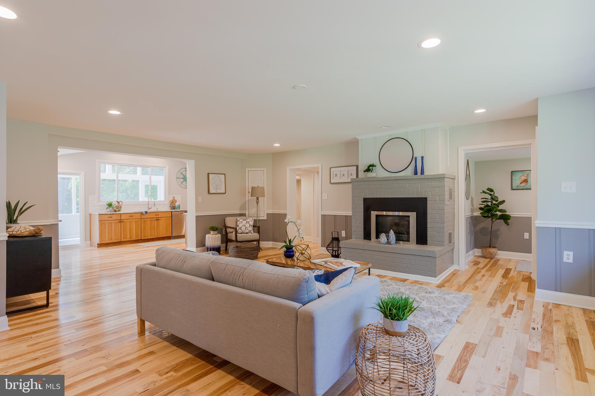 LOCH HAVEN BEACH - Residential