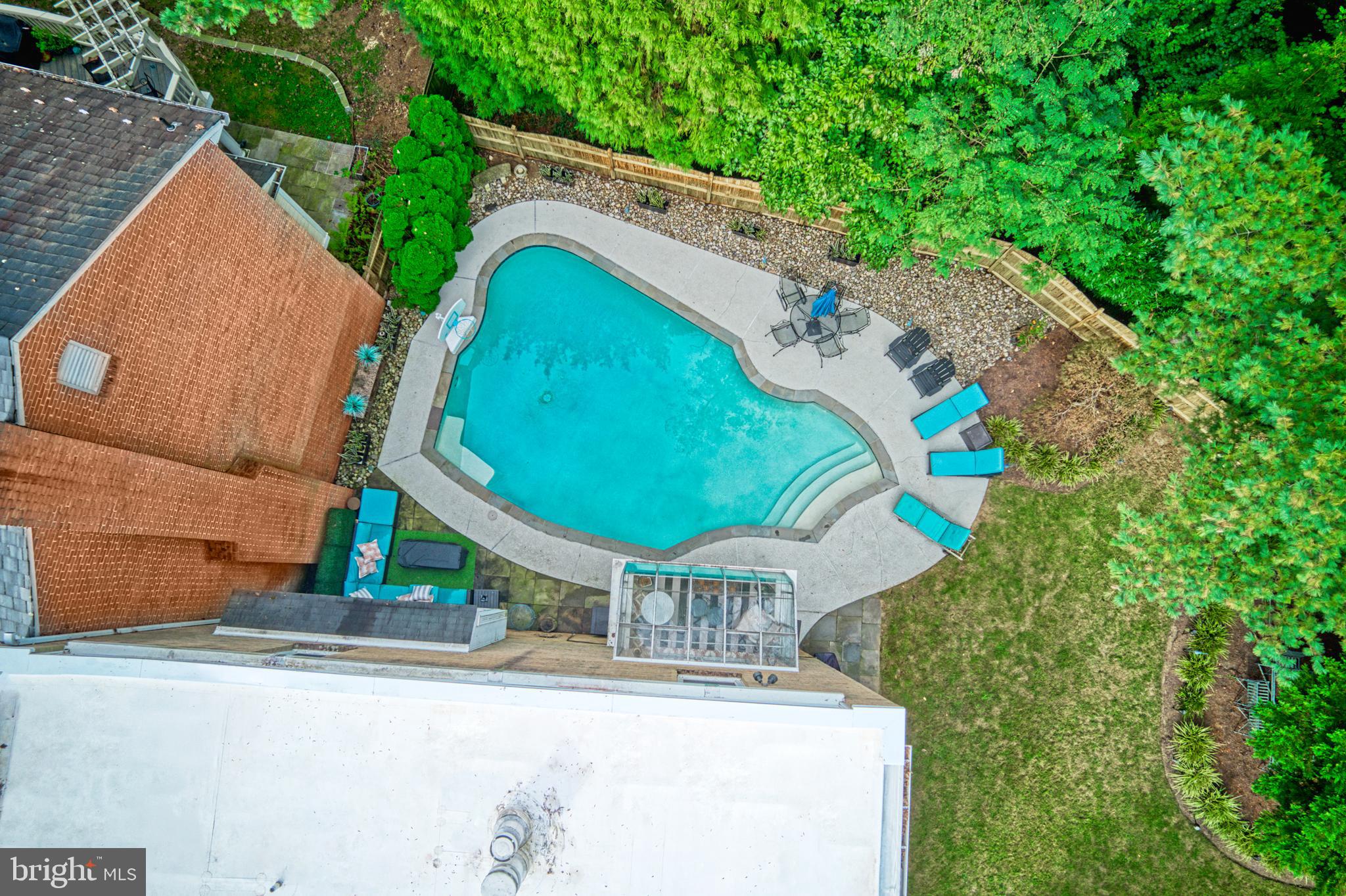 MERRYWOOD ON THE POTOMAC - Residential