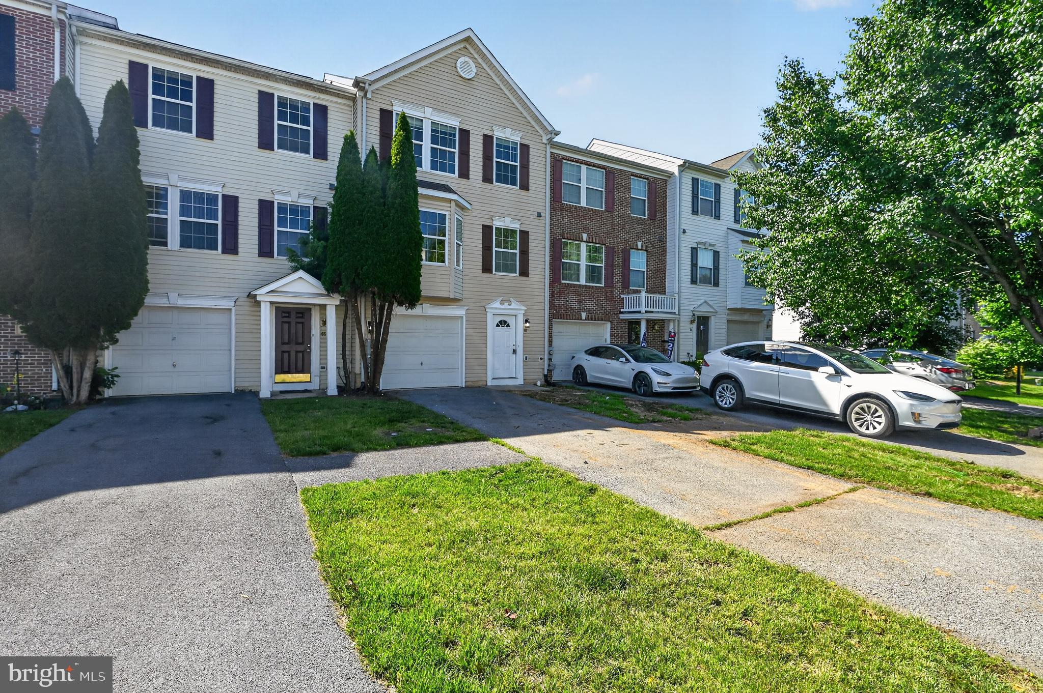 MANOR PARK - Residential