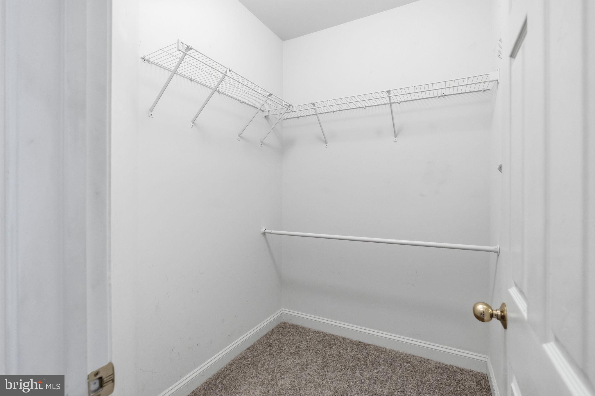 MONTGOMERY WALK - Residential