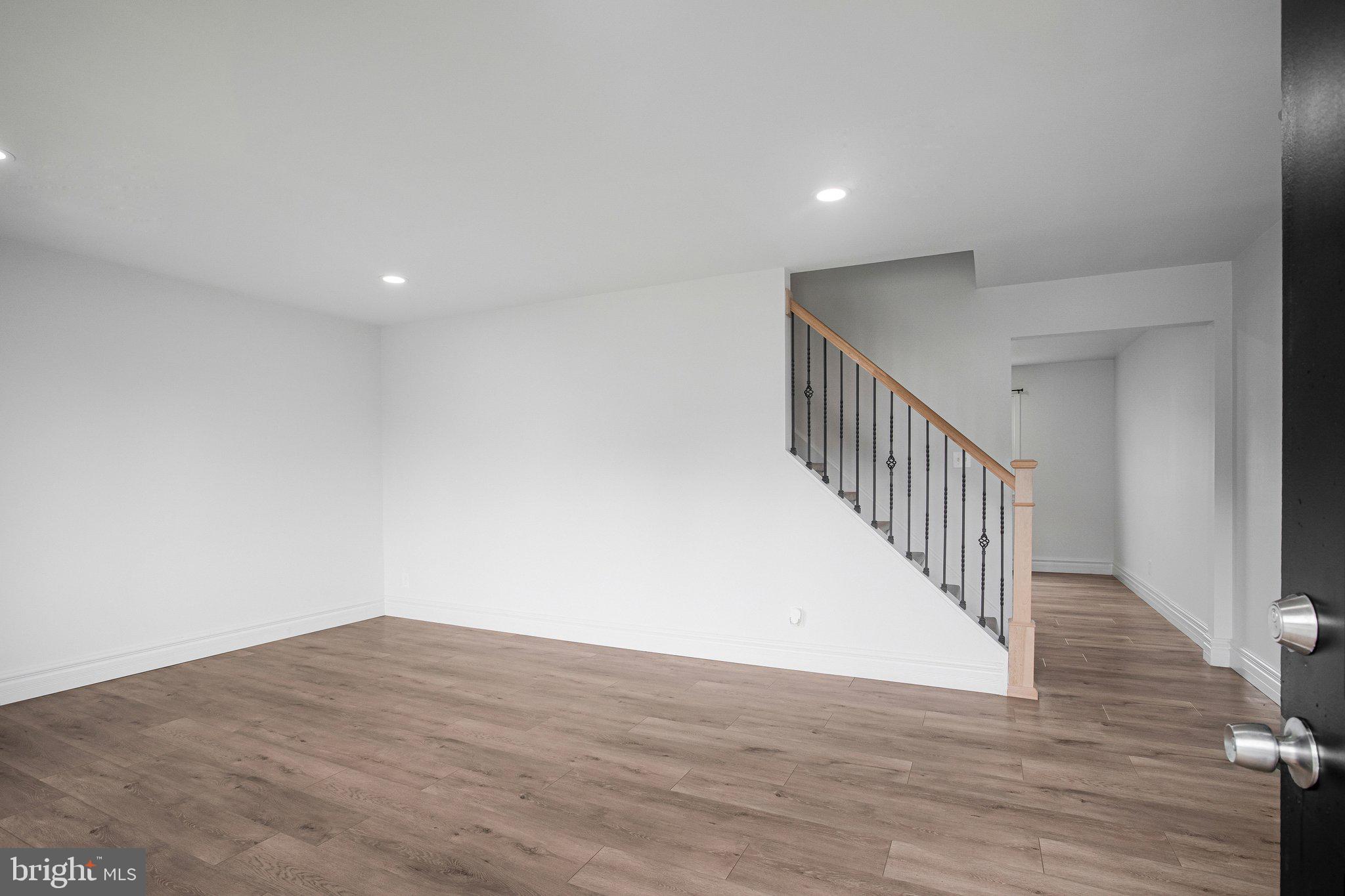 MILFORD GARDENS - Residential