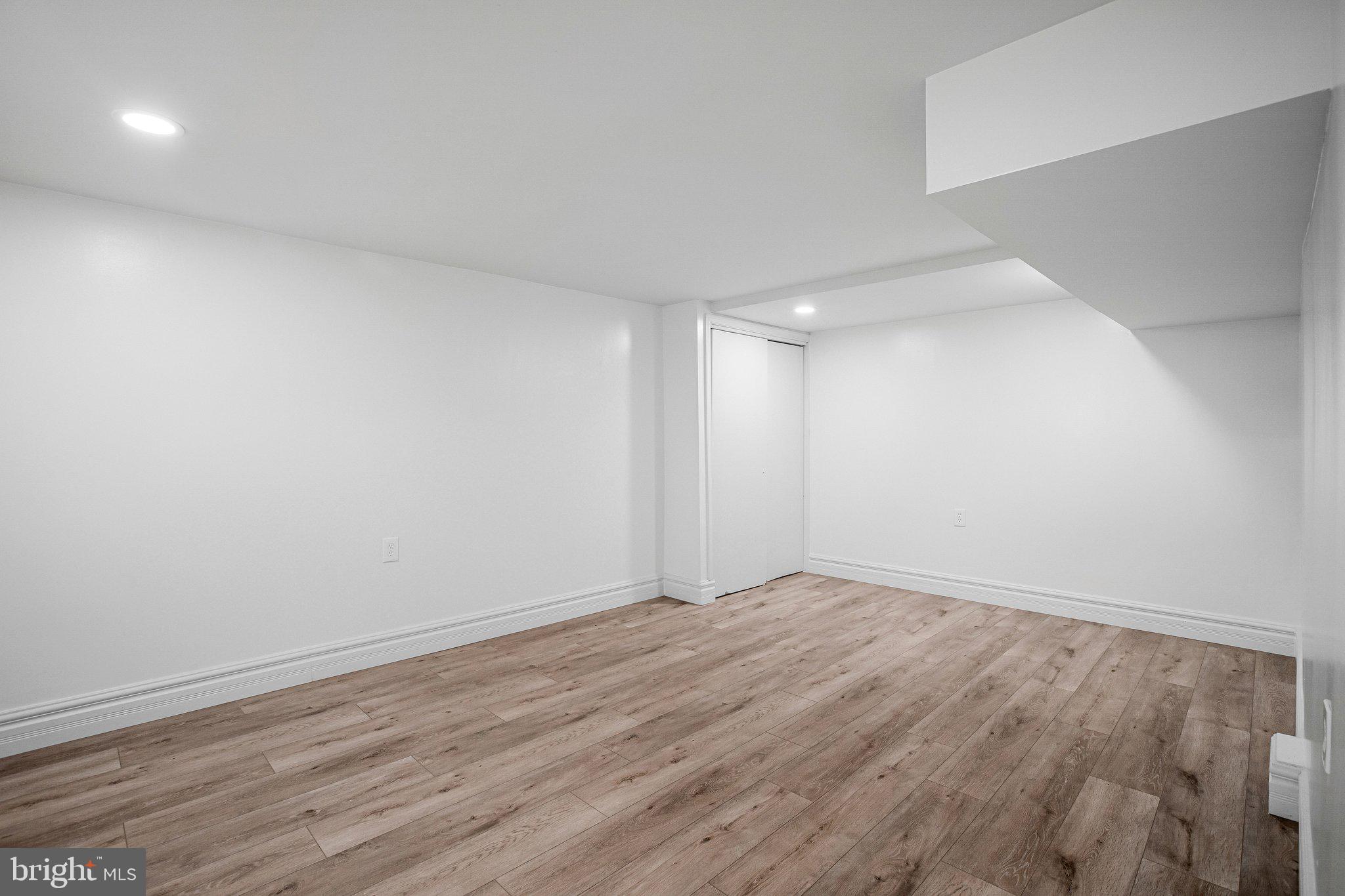 MILFORD GARDENS - Residential