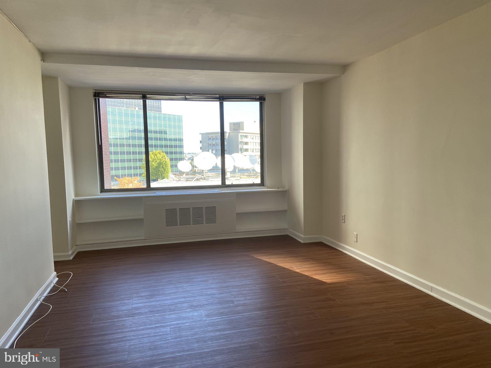 RIVER PLACE - Residential