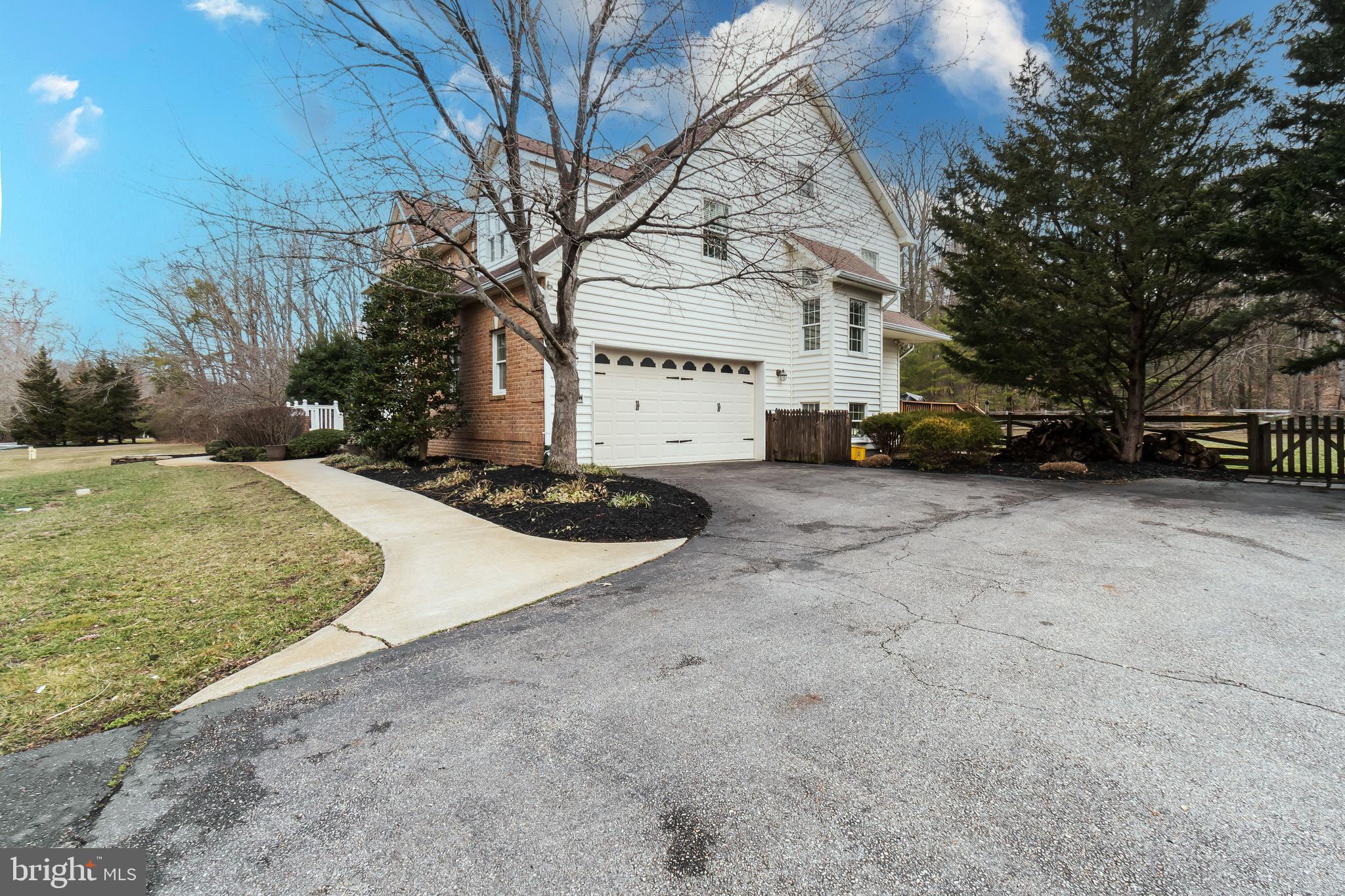 EAGLES PASSAGES - Residential