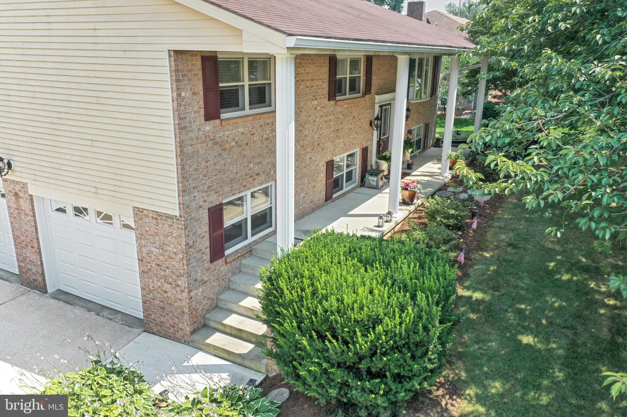 SHERWOOD FOREST - Residential