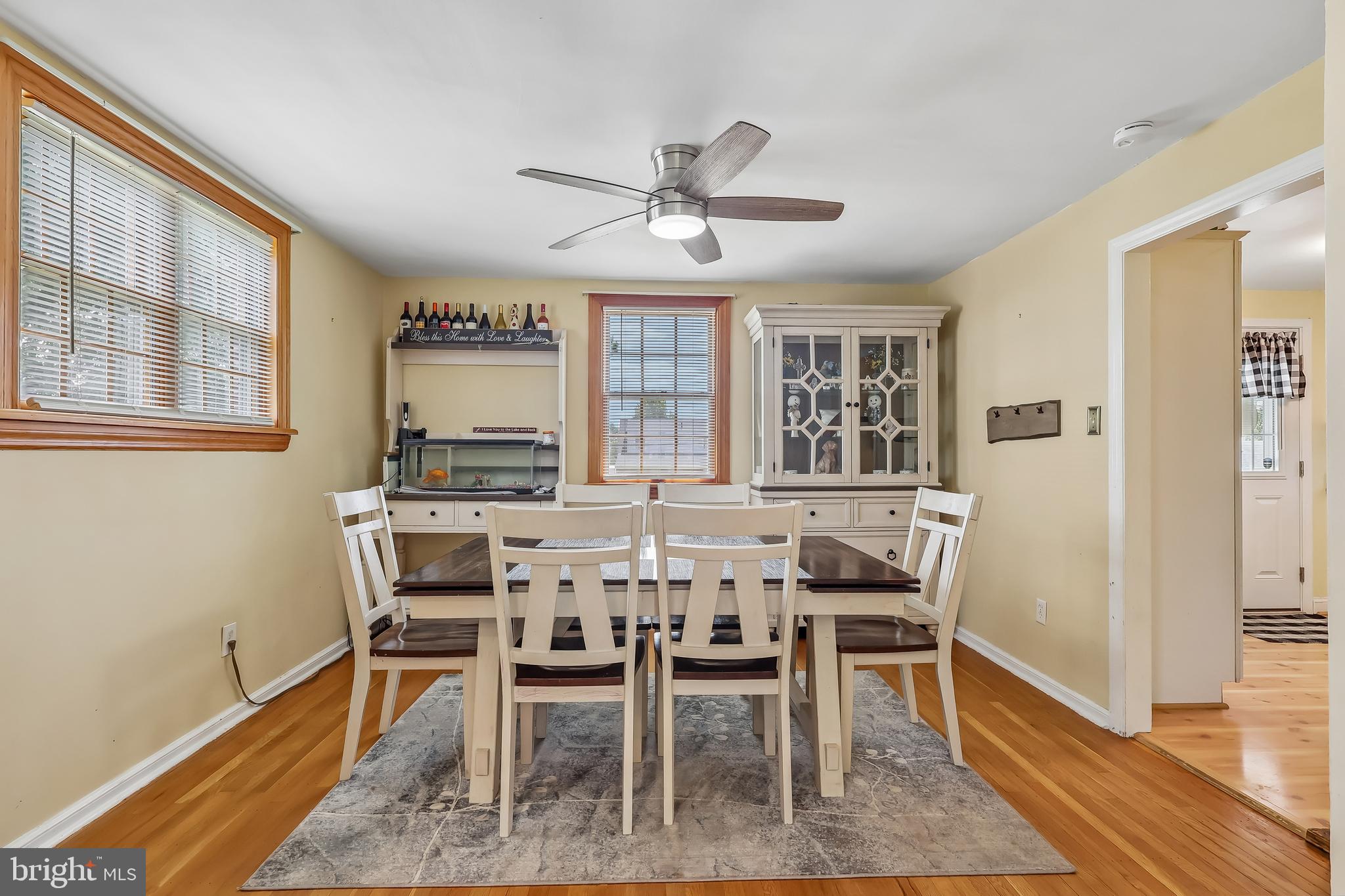 MORELAND MANOR - Residential